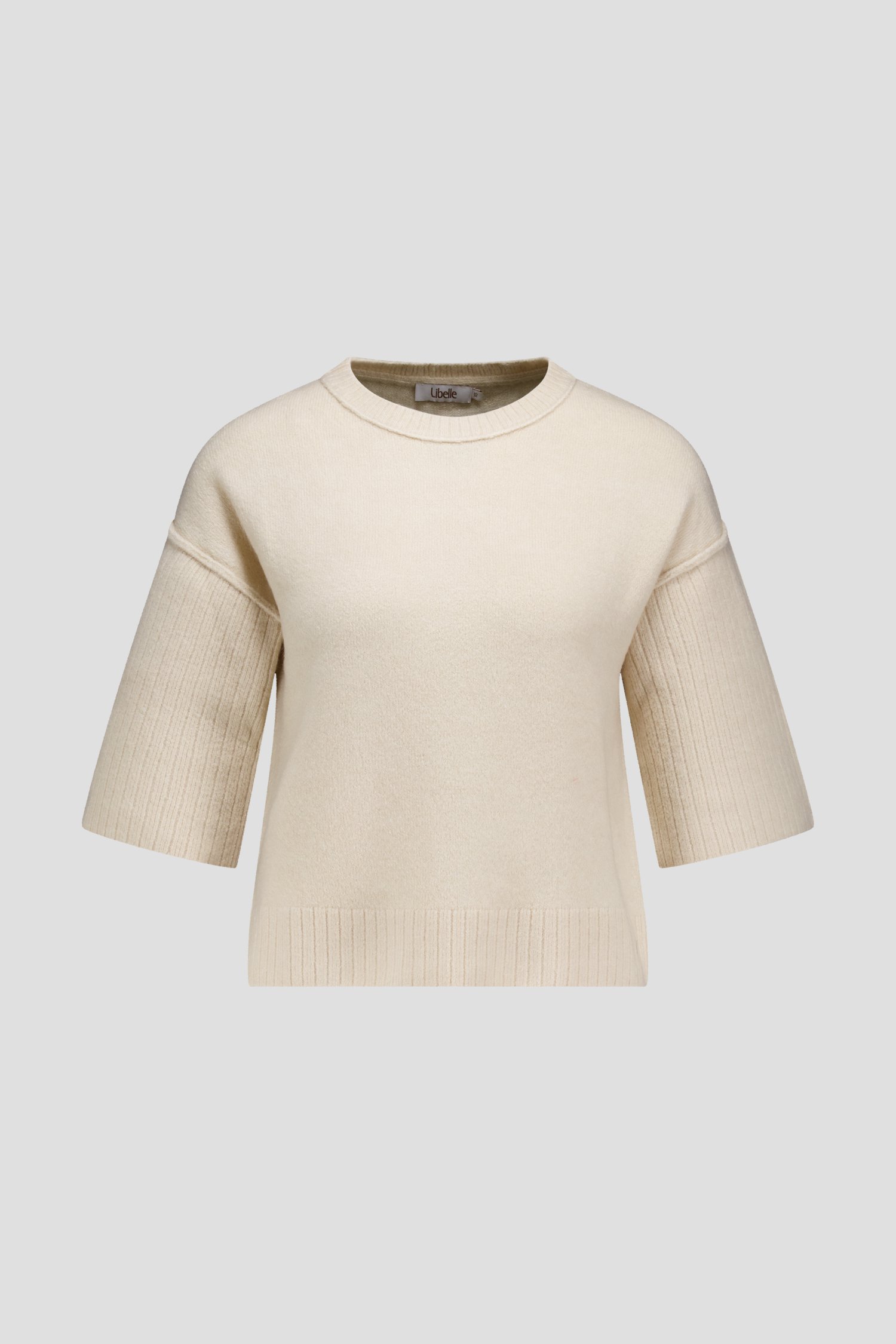 Productfoto 1 van Beige pull met driekwartmouwen door Libelle voor Dames