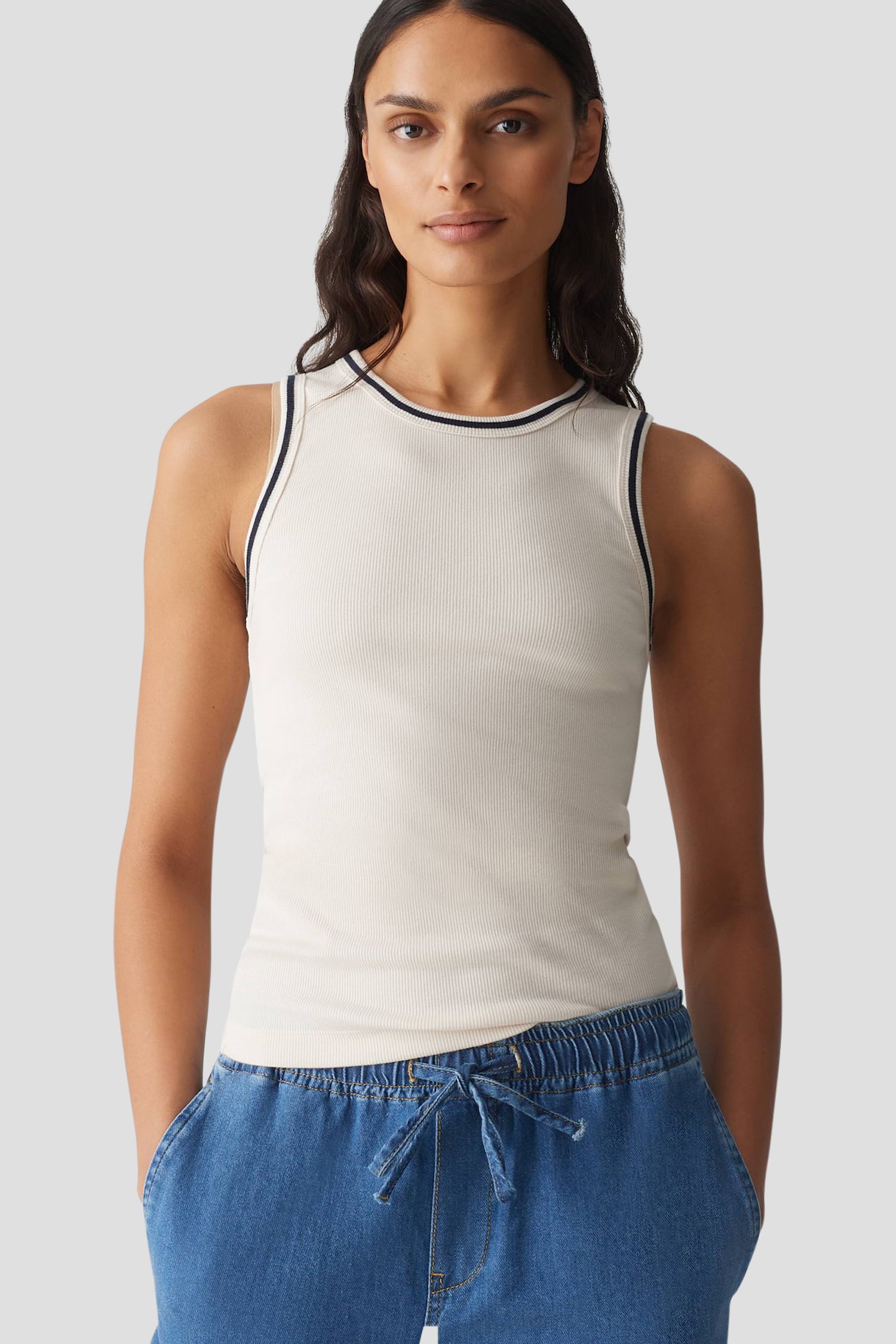 Beige top met brede schouderbandjes van Opus voor Dames