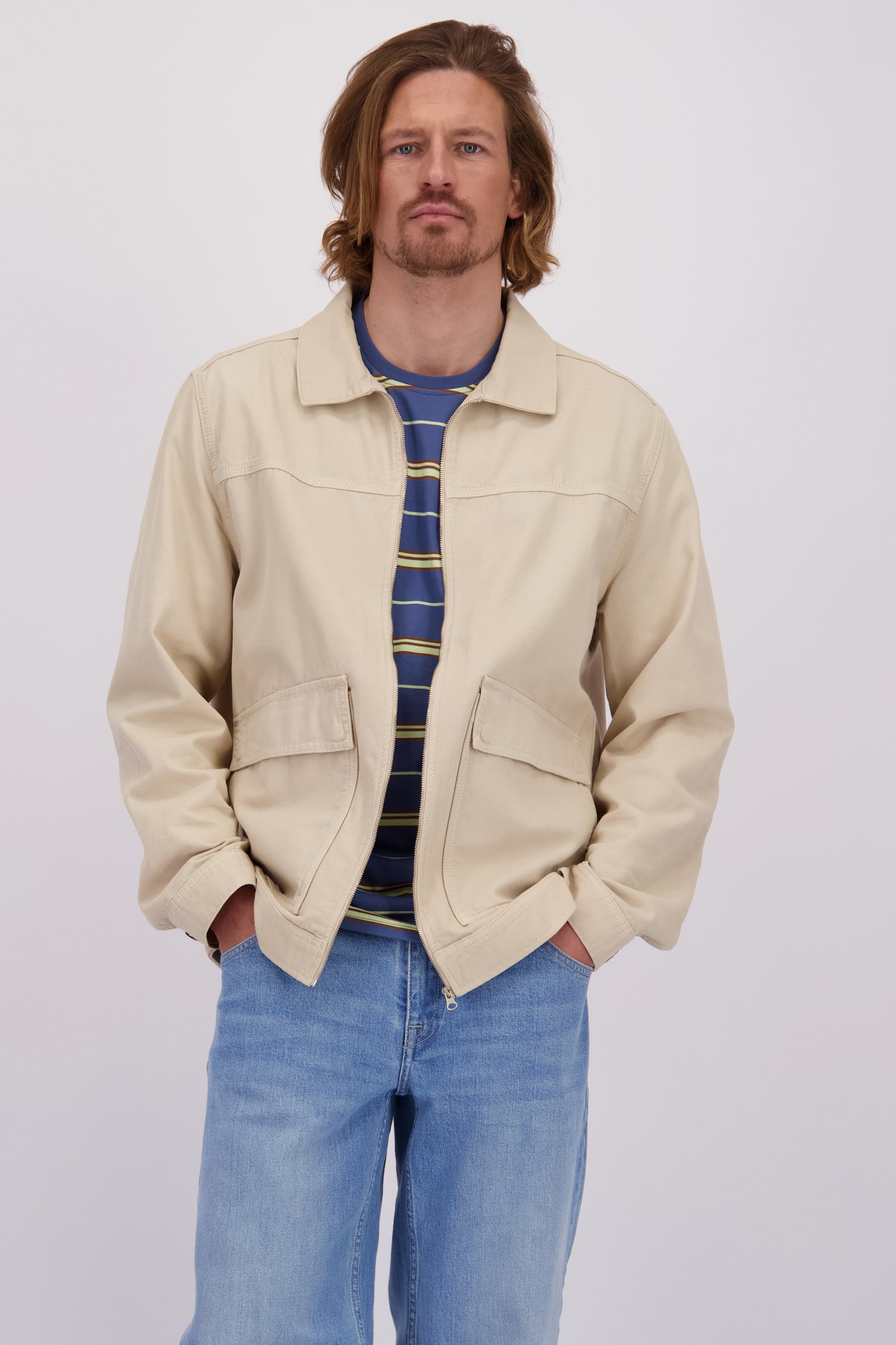 Voorkant van Beige vest met rits door Ravøtt voor Heren