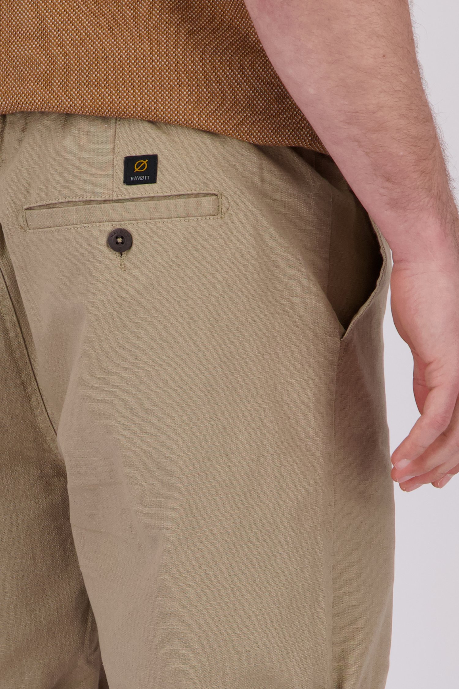 Bermuda beige avec taille élastique de Ravøtt pour Hommes