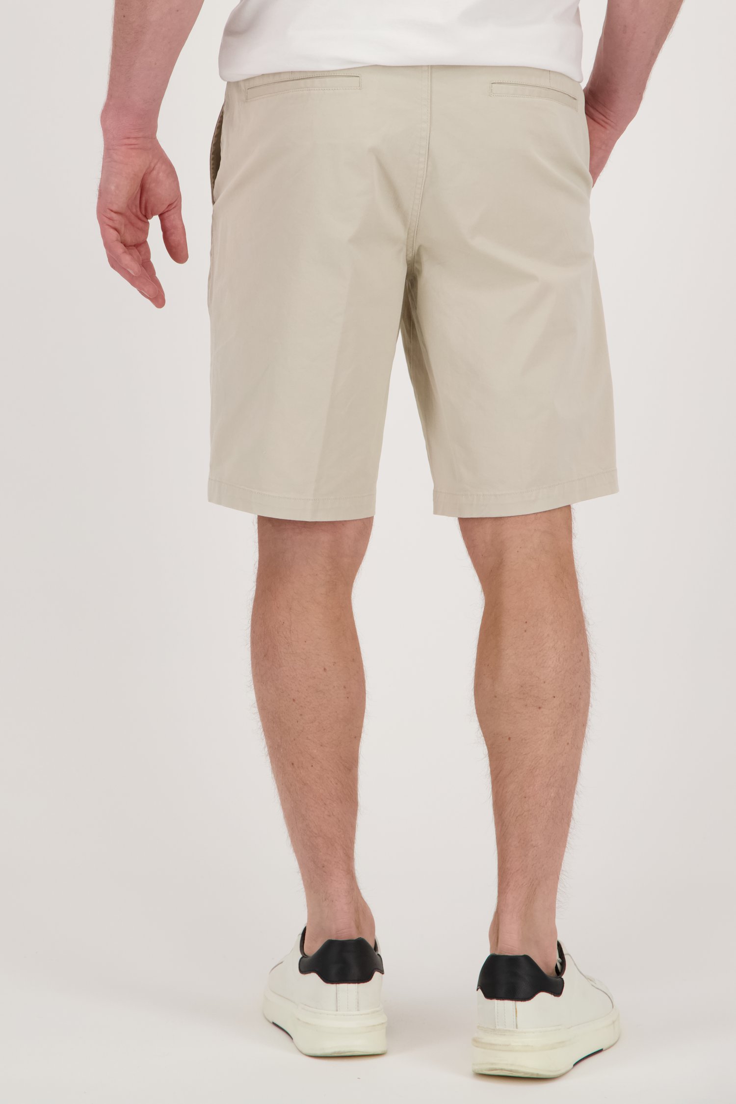 Le dos de Bermuda beige clair de Liberty Island pour Hommes