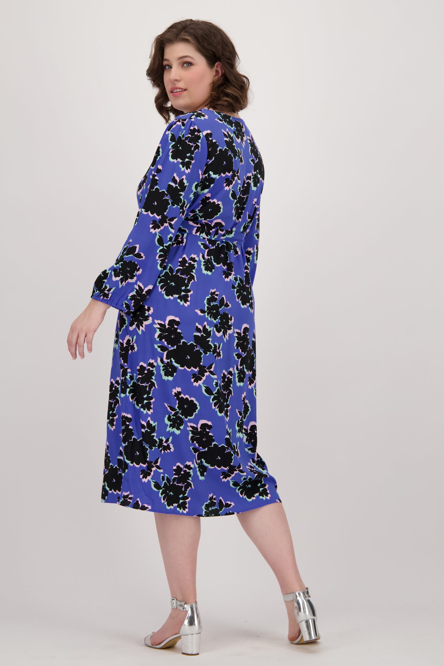 Blauw kleedje met bloemenprint van Only Carmakoma voor Dames