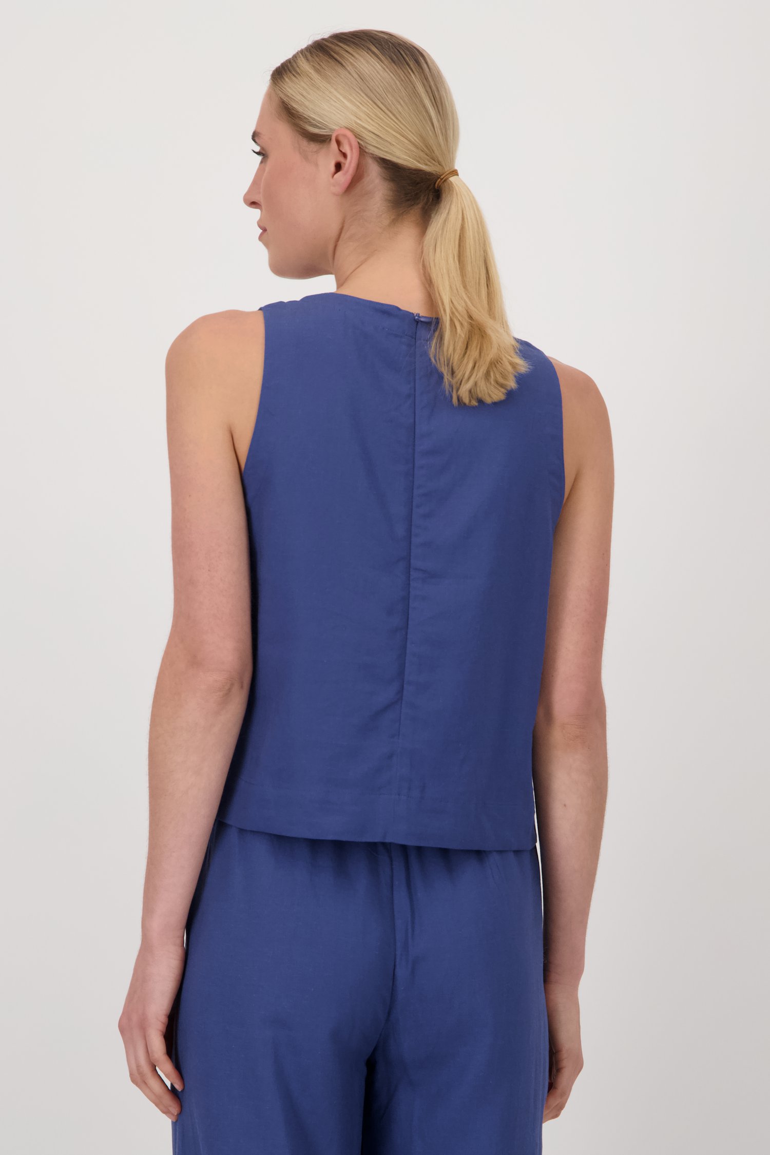 Blauwe mouwloze top met ronde hals van Liberty Island voor Dames