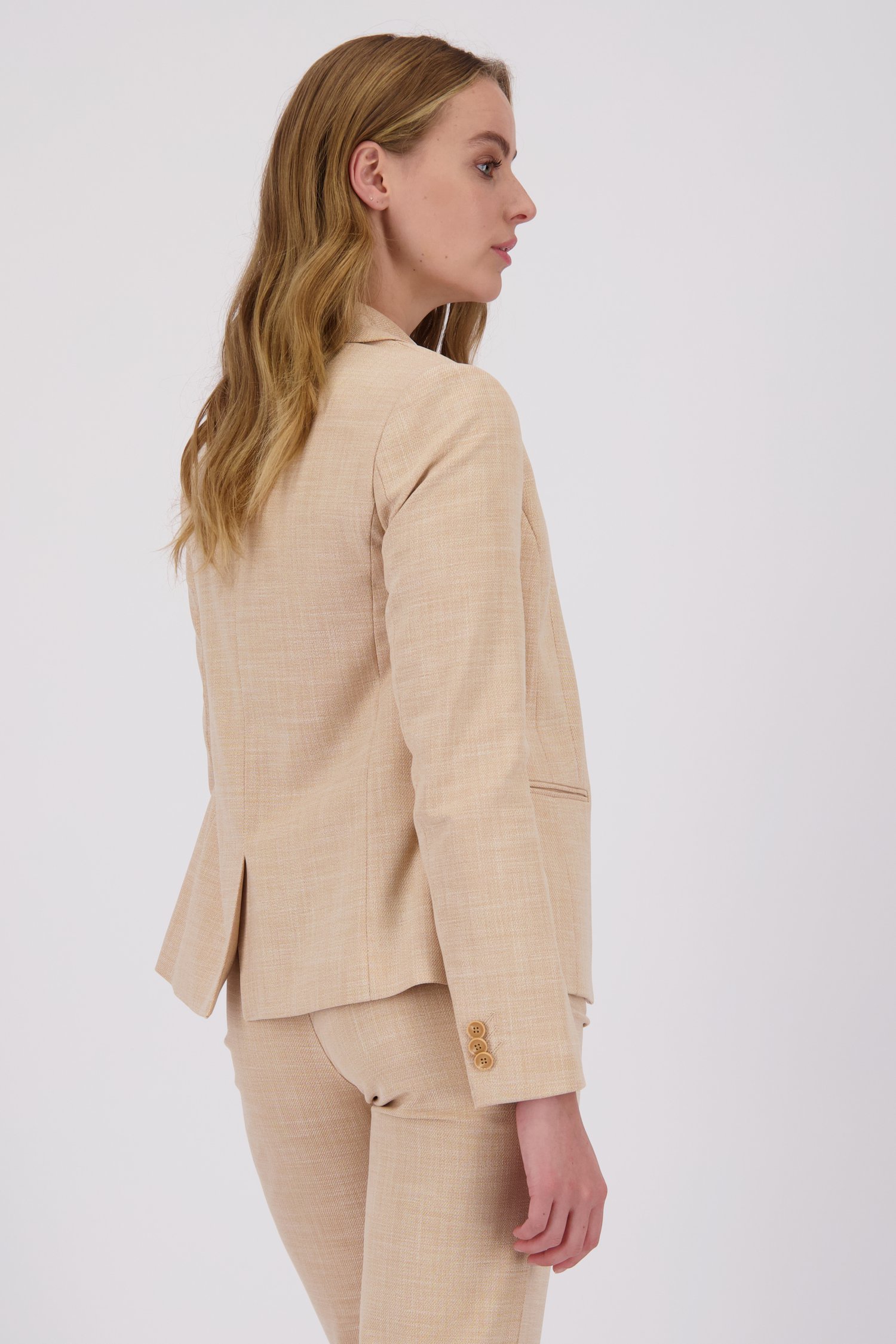 Blazer beige avec gros bouton de Liberty Island pour Femmes