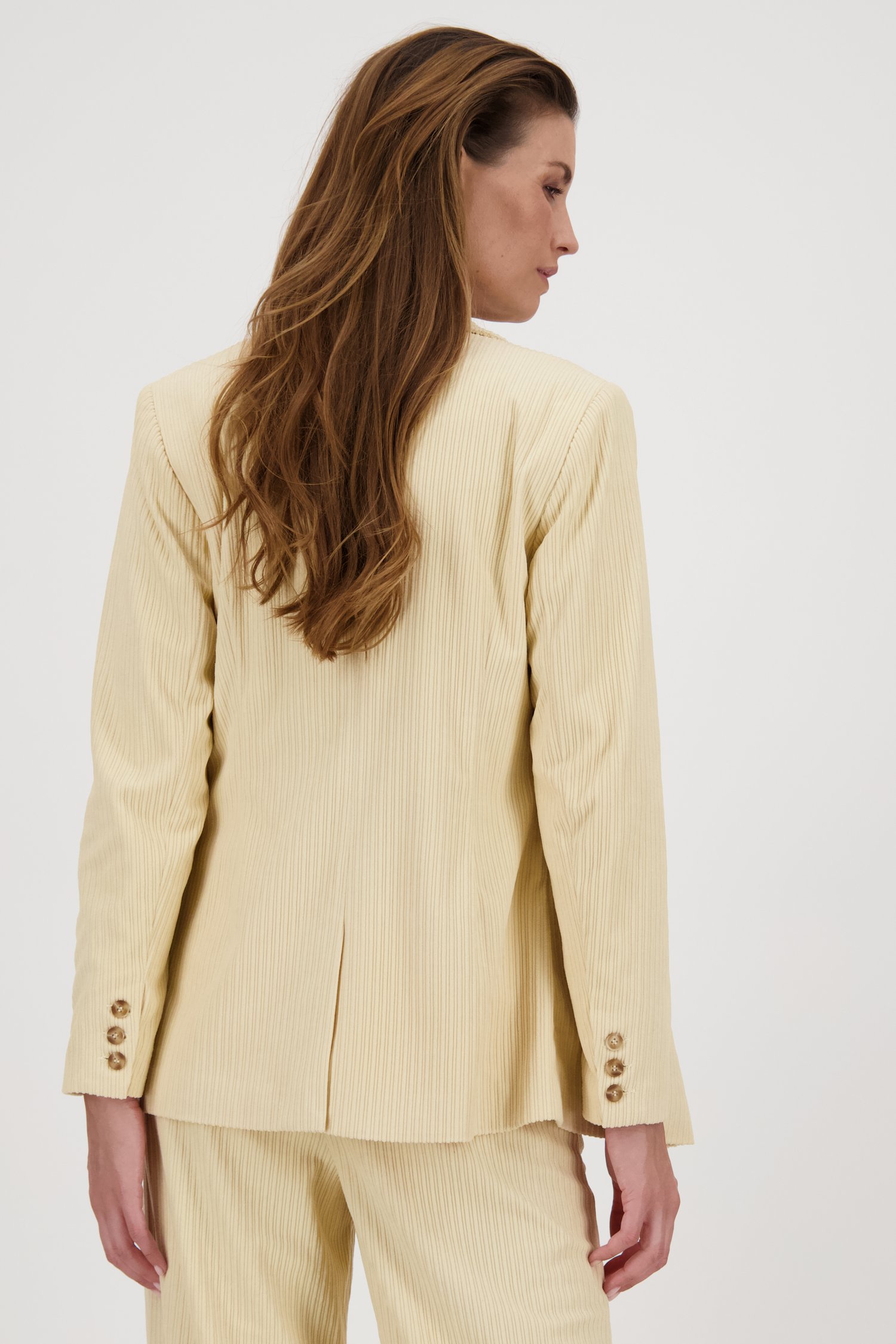 Blazer crème en velours côtelé de Louise pour Femmes