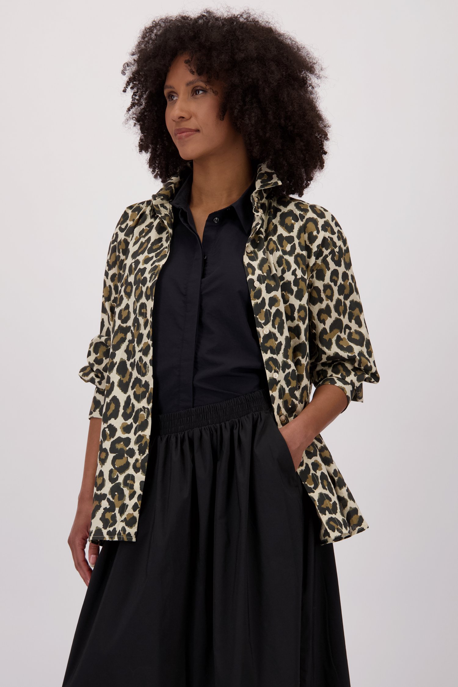 Blouse beige à imprimé léopard de JDY pour Femmes