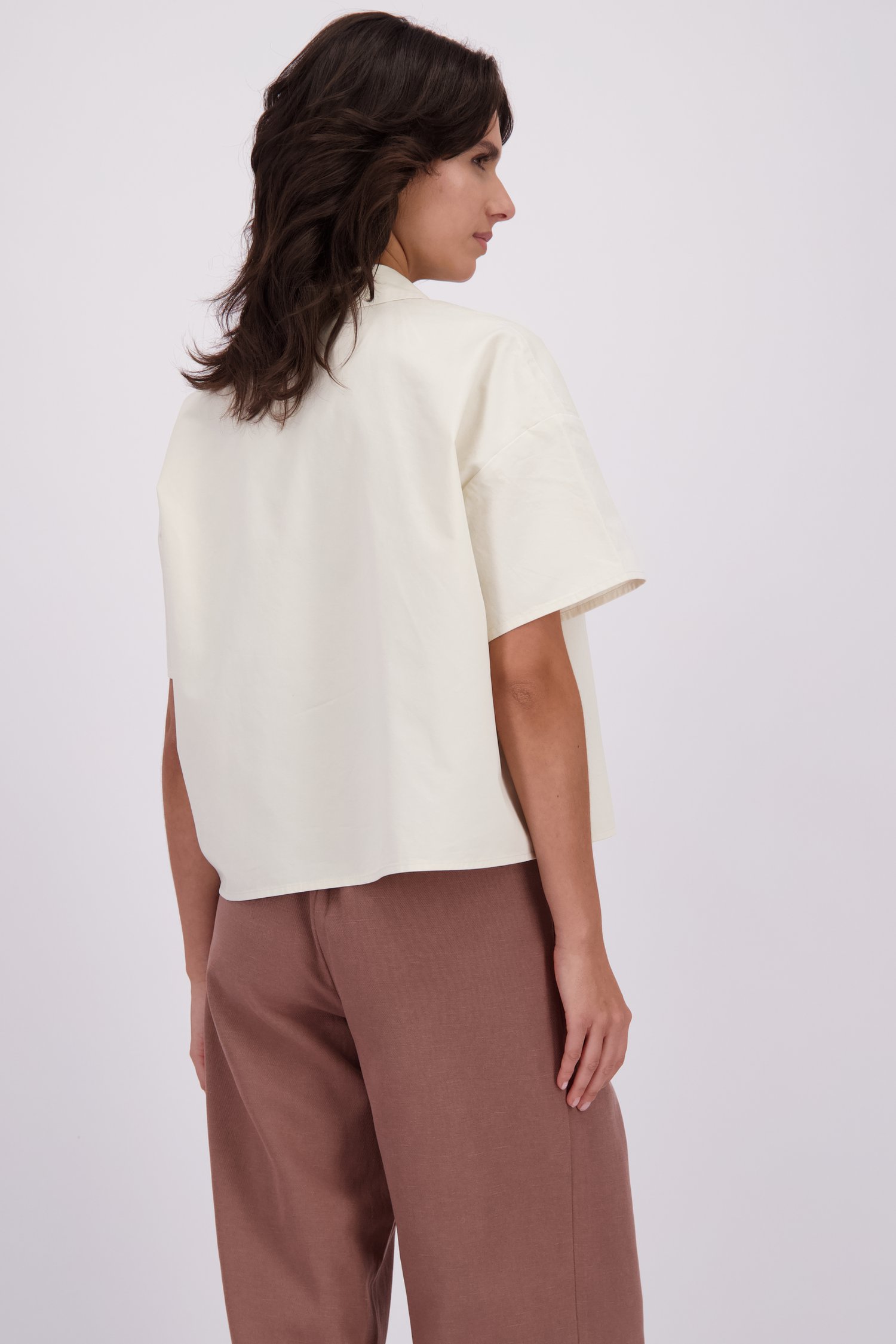 Le dos de Blouse blanche à manches courtes de Louise pour Femmes