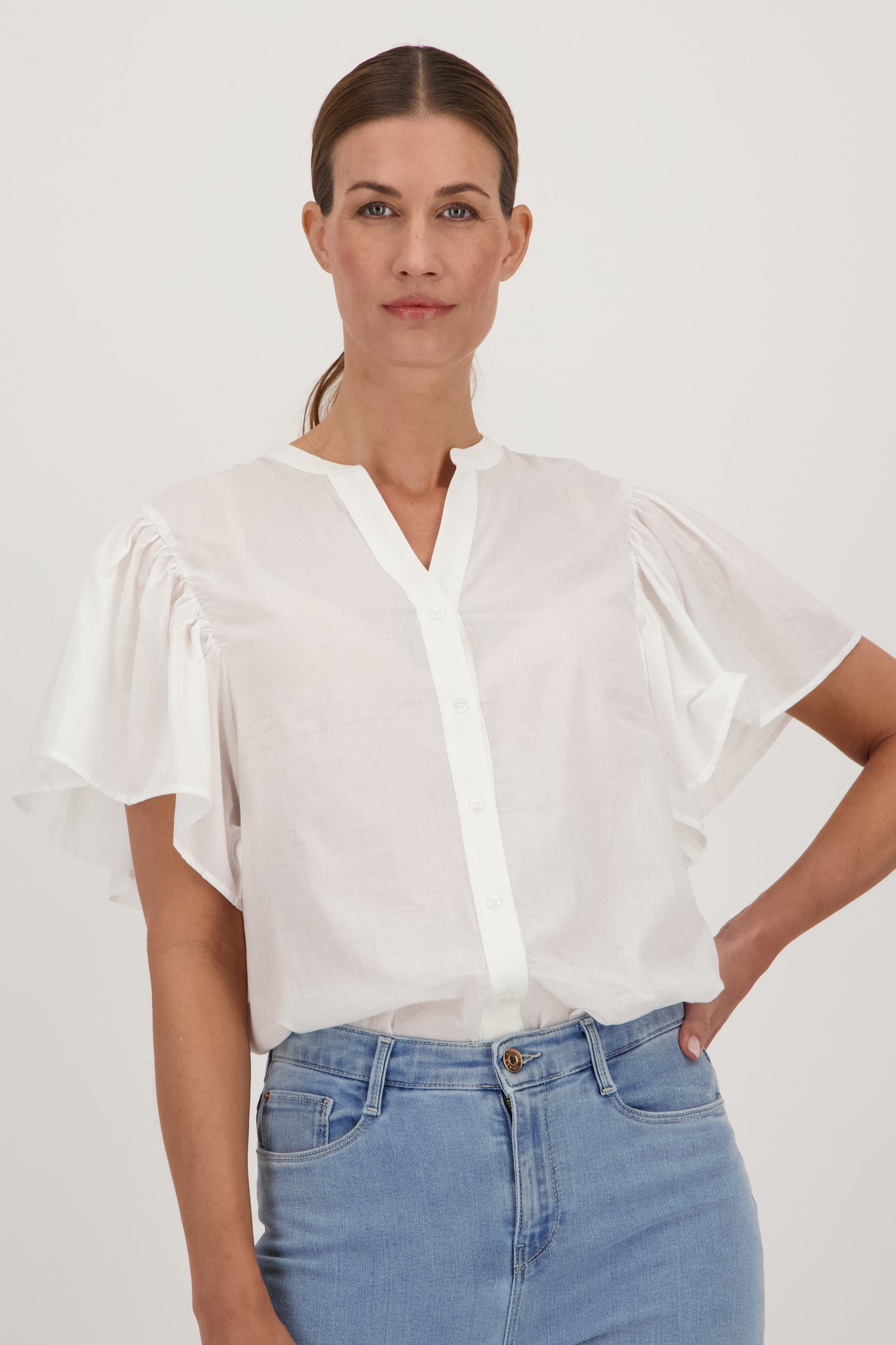 Blouse blanche à manches papillon de More & More pour Femmes