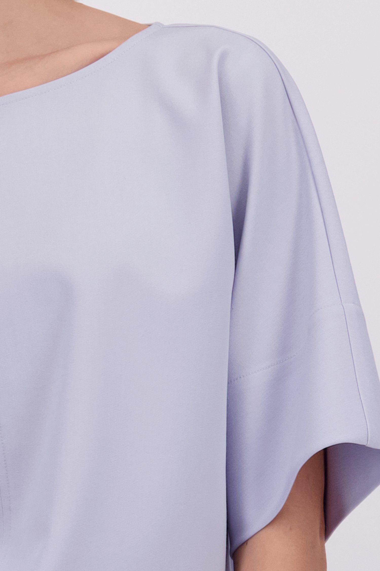 Détail de Blouse bleu clair à manches trois-quarts de D'Auvry pour Femmes