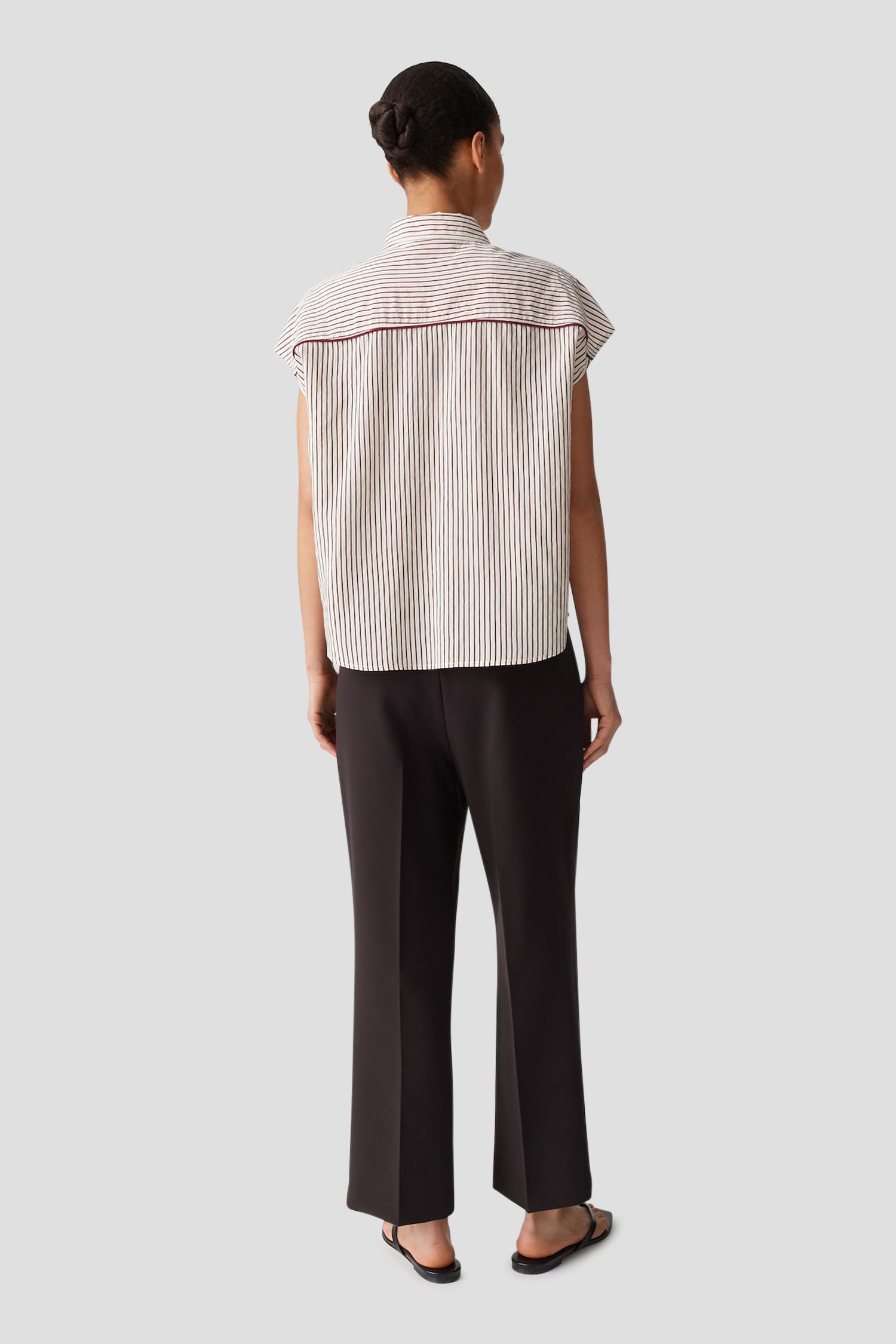 Le dos de Blouse écrue à rayures rouges de Opus pour Femmes