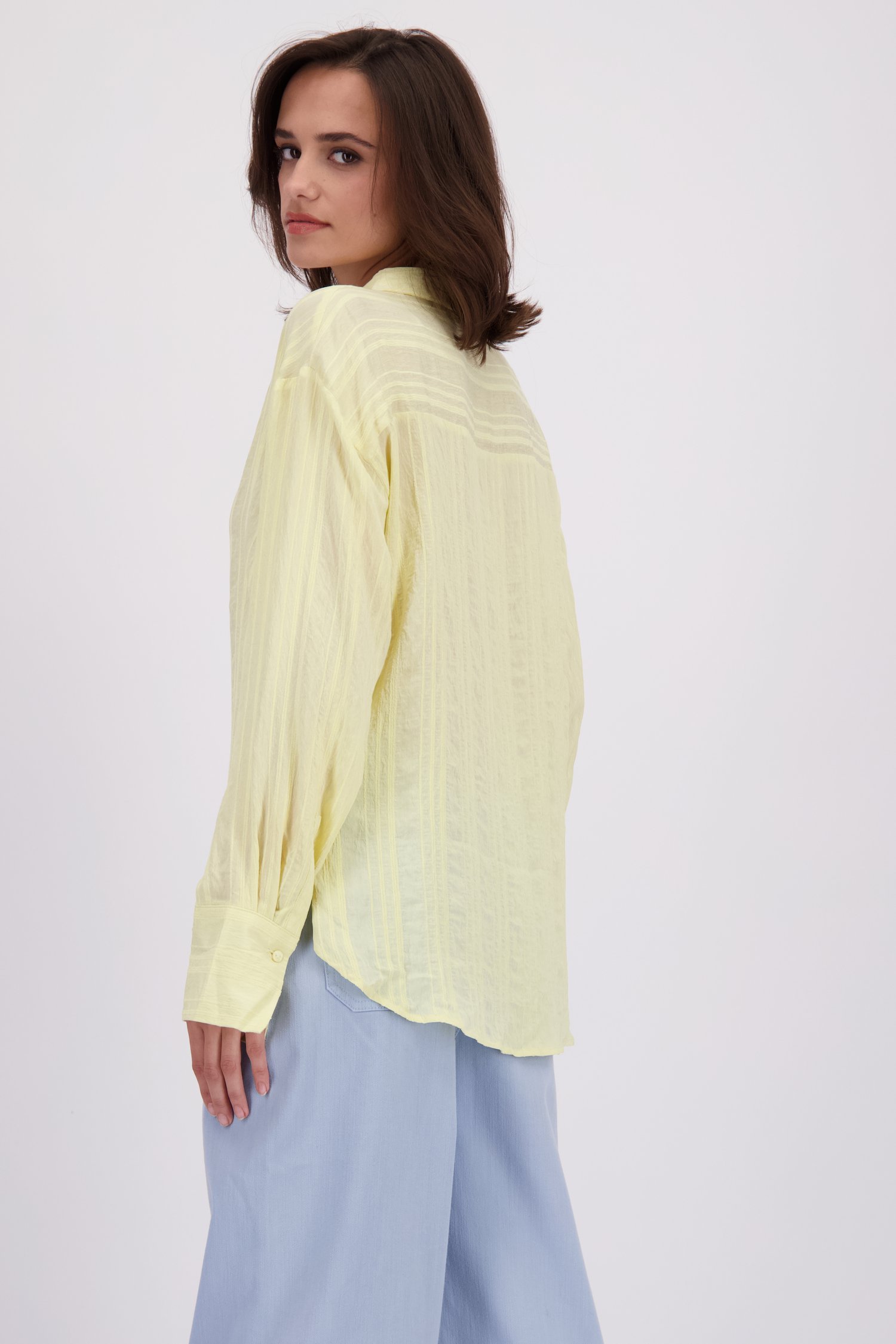 Le dos de Blouse jaune à motif rayé de JDY pour Femmes