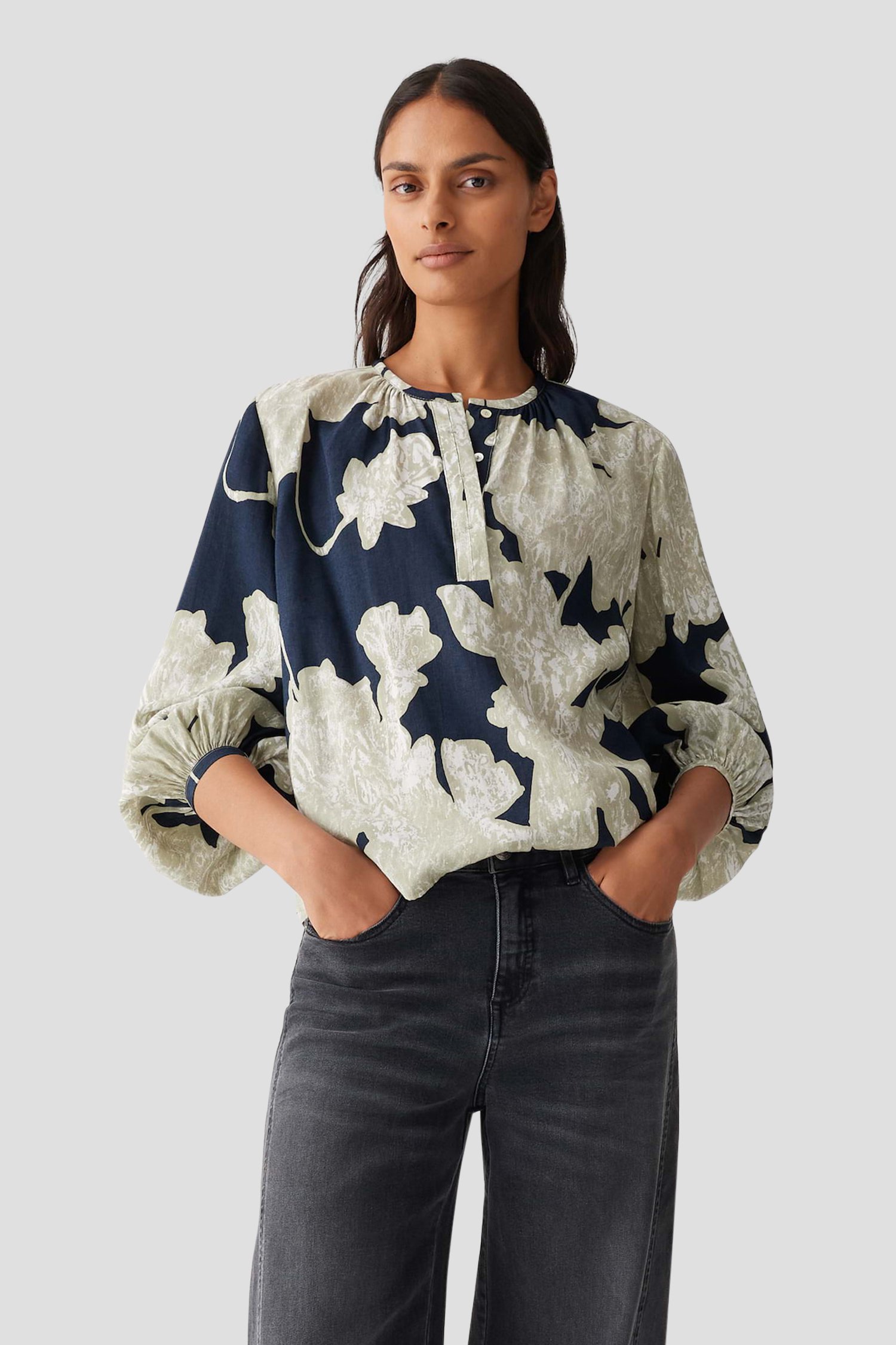 Blouse met blauw-groene bloemenprint van Opus 7642687