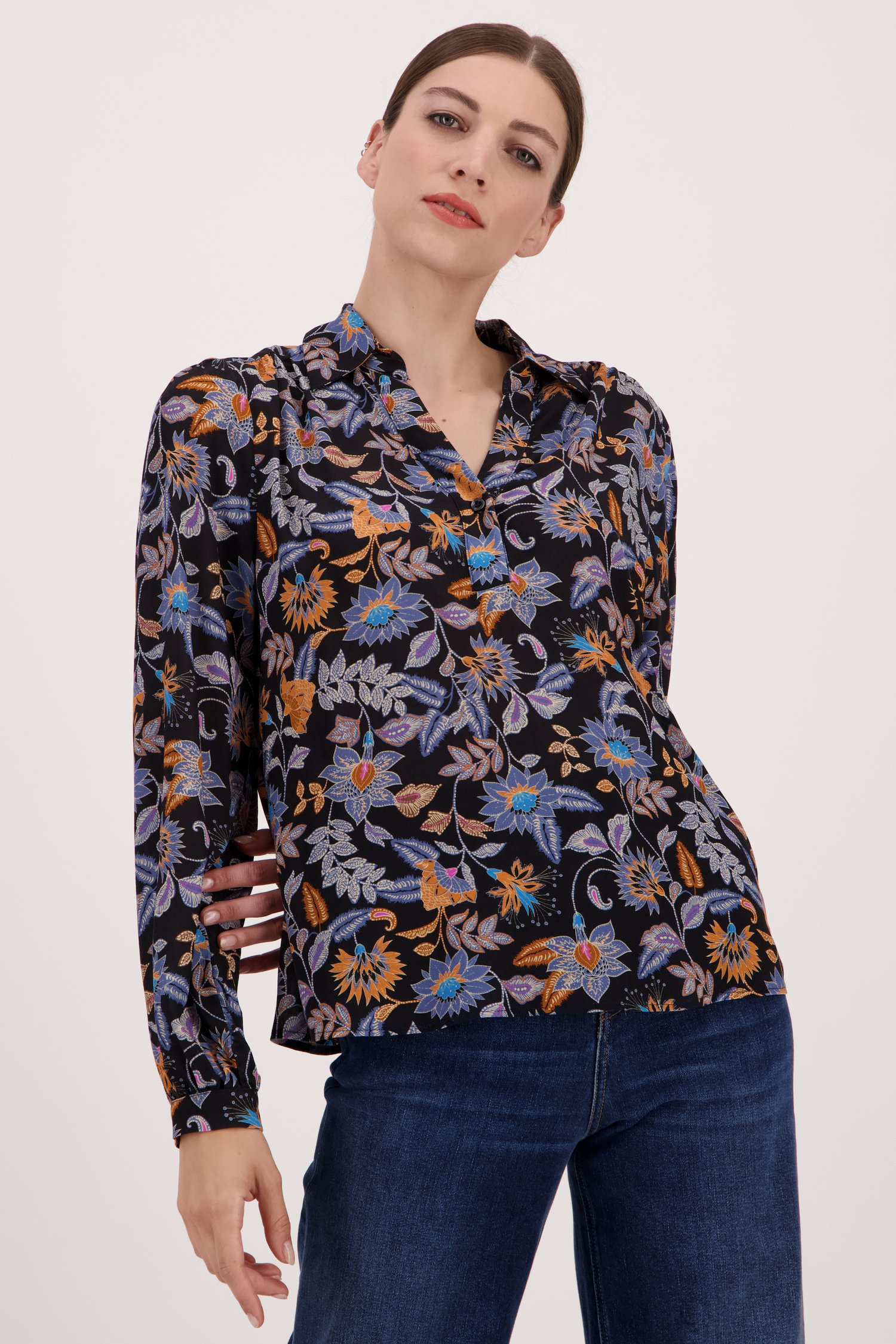 Blouse noire à imprimé floral délicat de More & More pour Femmes