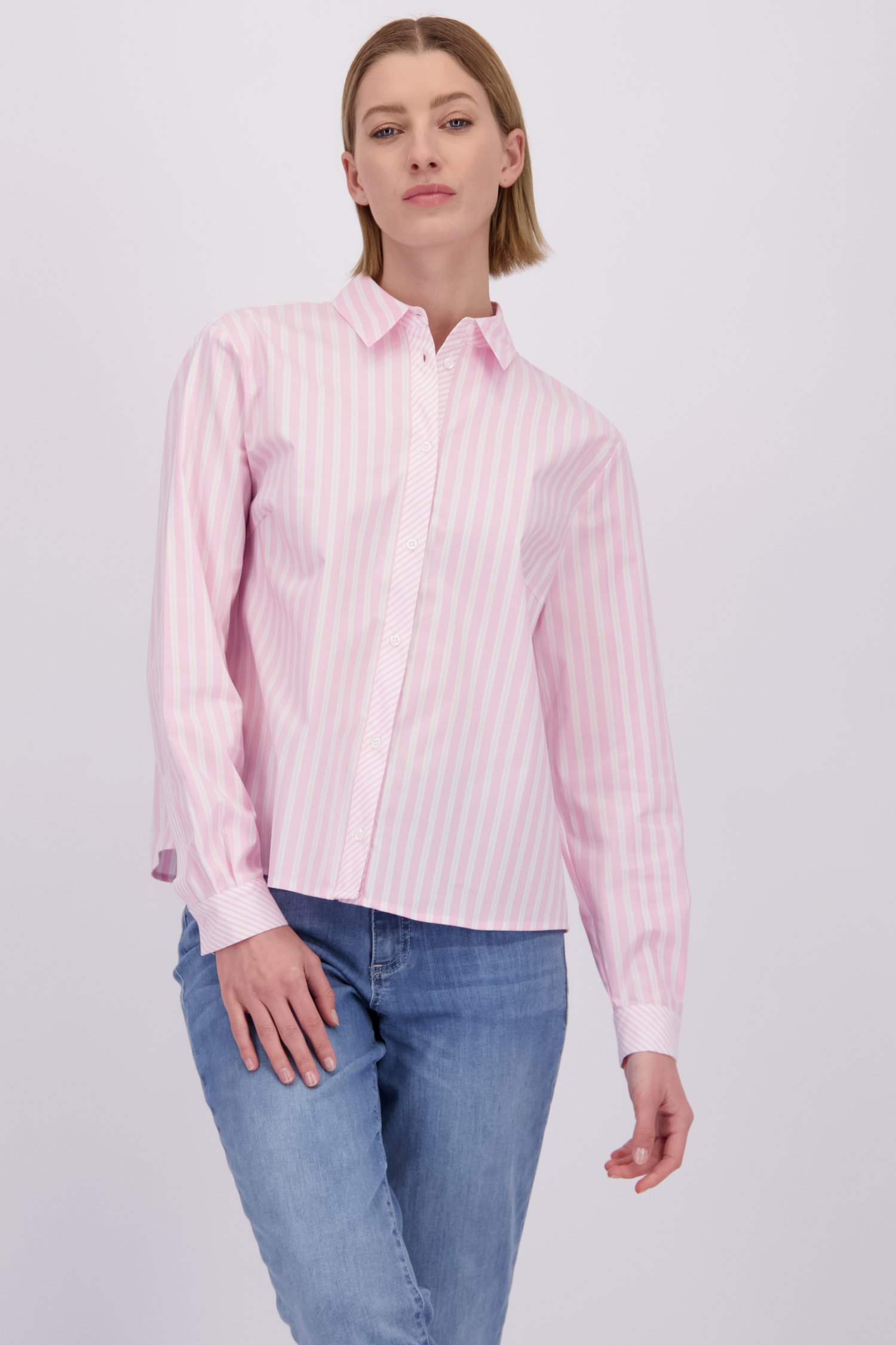 Le devant de Blouse rose à rayures de More & More pour Femmes