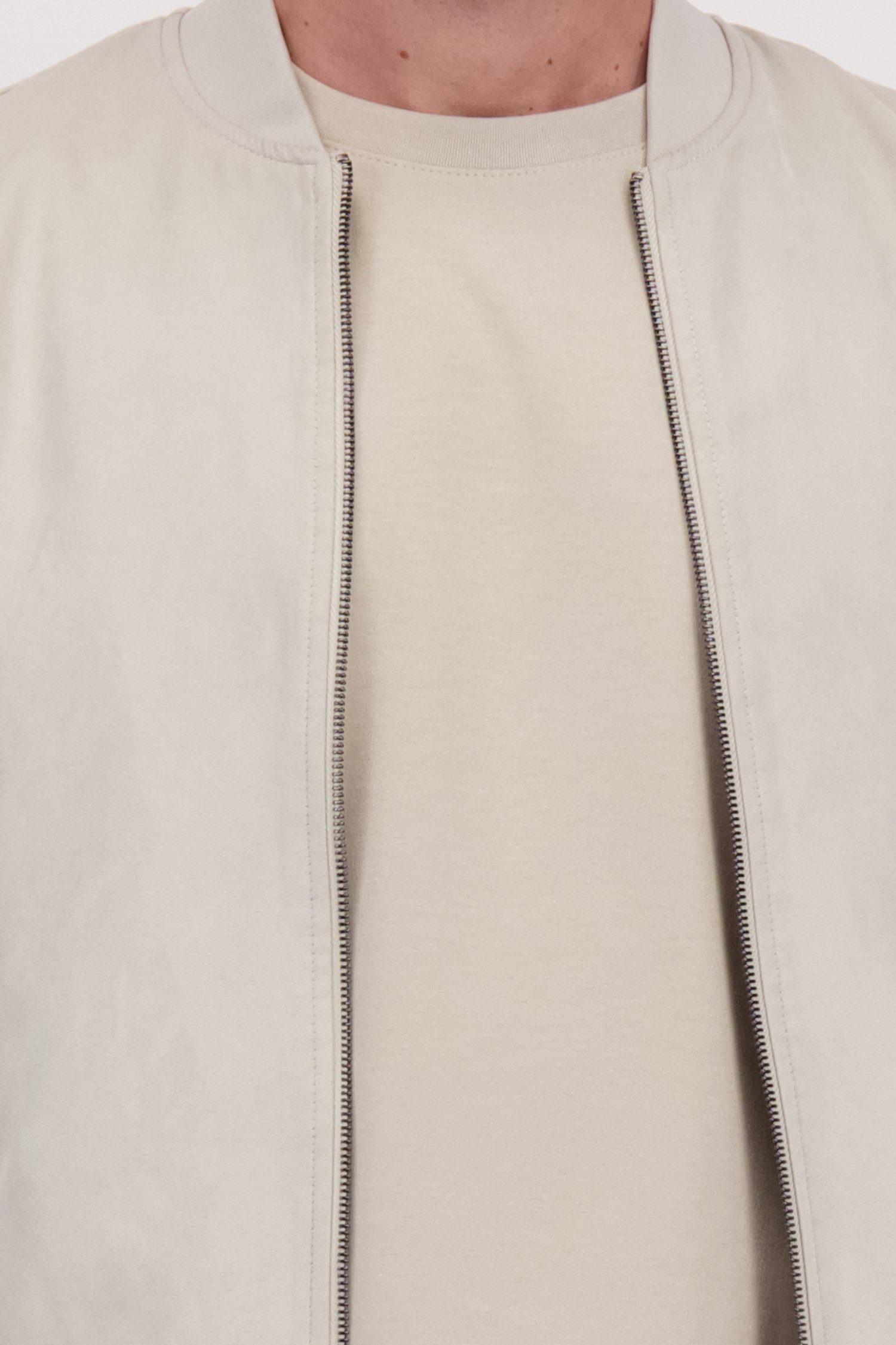 Détail de Bomber gris-beige de Only & Sons pour Hommes