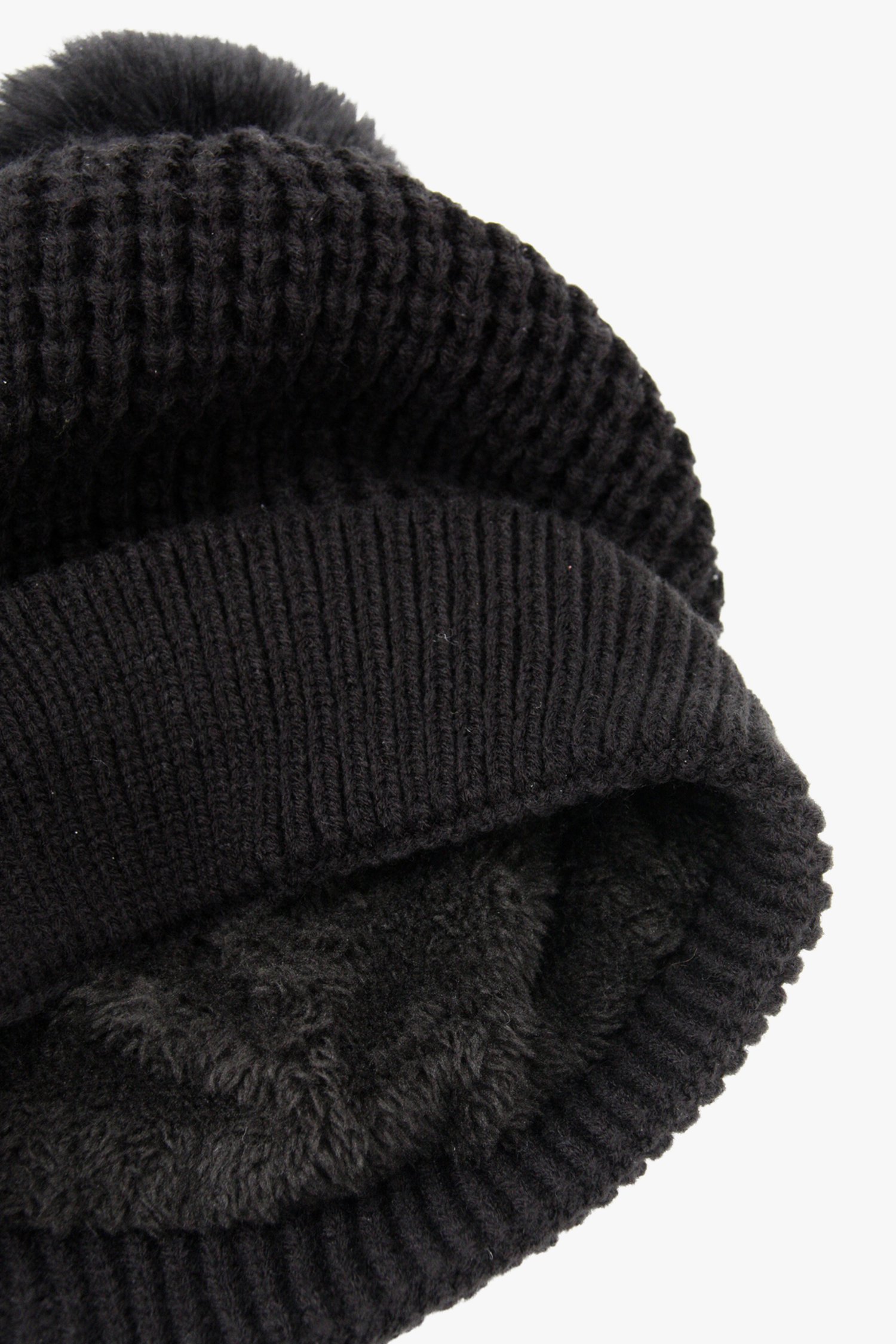 Bonnet noir avec pompon	 de Liberty Island pour Femmes