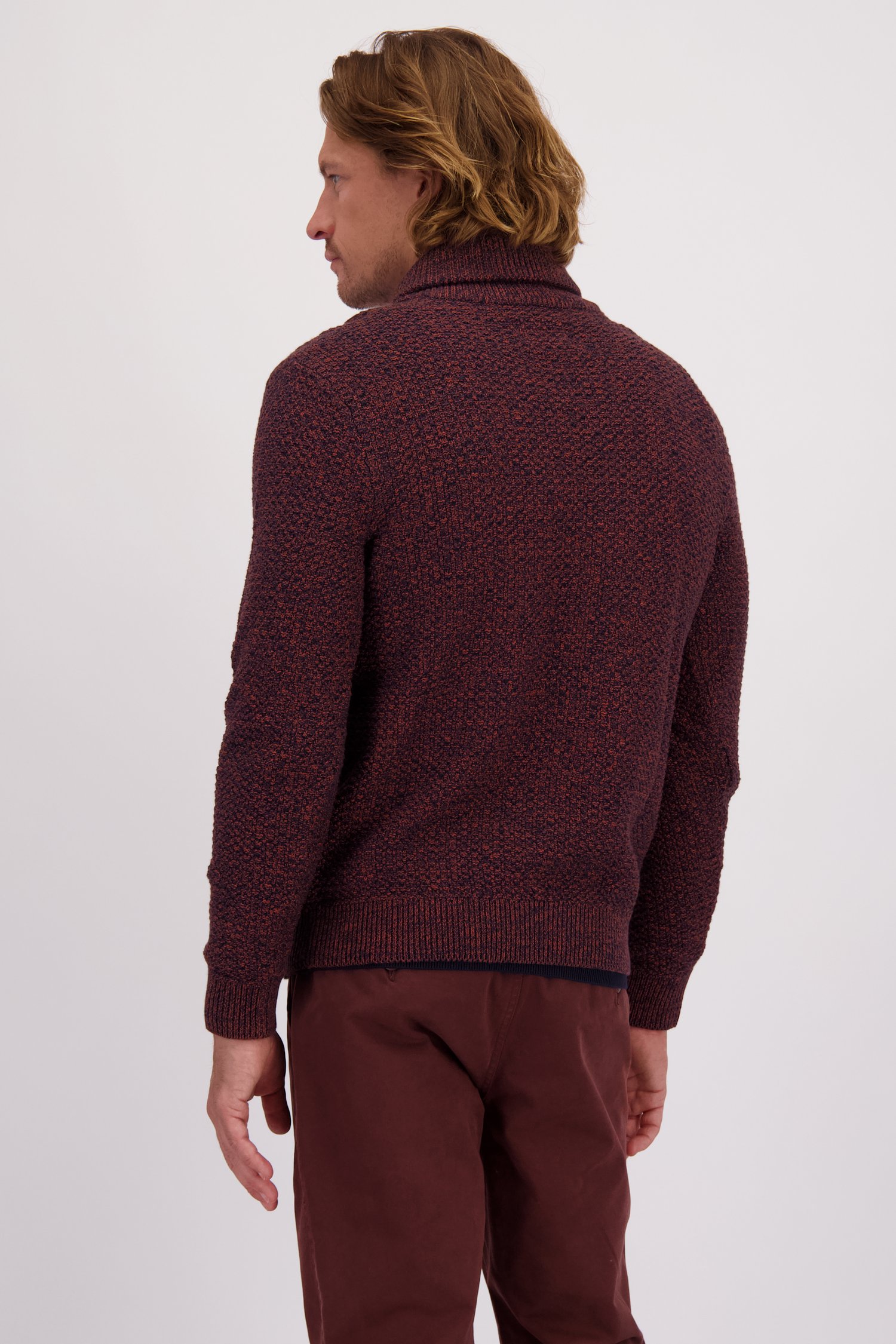 Achterkant van Bordeaux gemêleerde trui met sjaalkraag door Ravøtt voor Heren