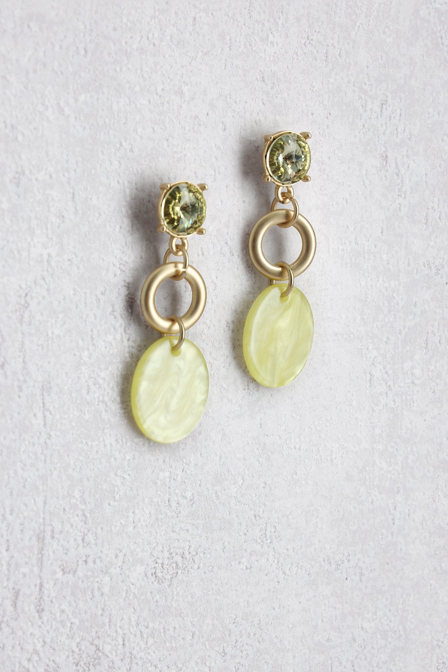 Photo produit 1 de Boucles d’oreilles dorées avec pendentif vert  de Liberty Island pour Femmes