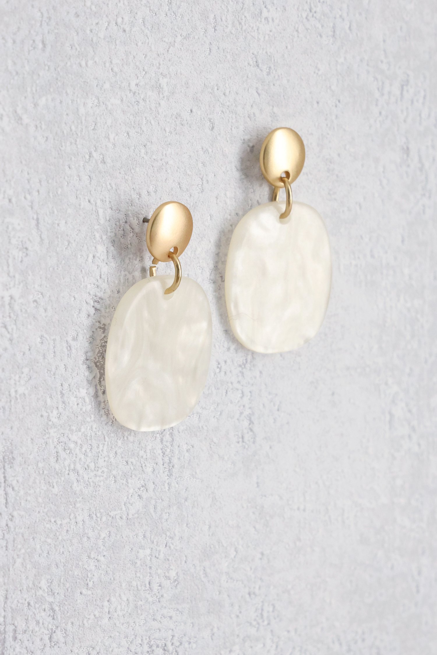 Boucles d'oreilles ovales écru de Liberty Island pour Femmes