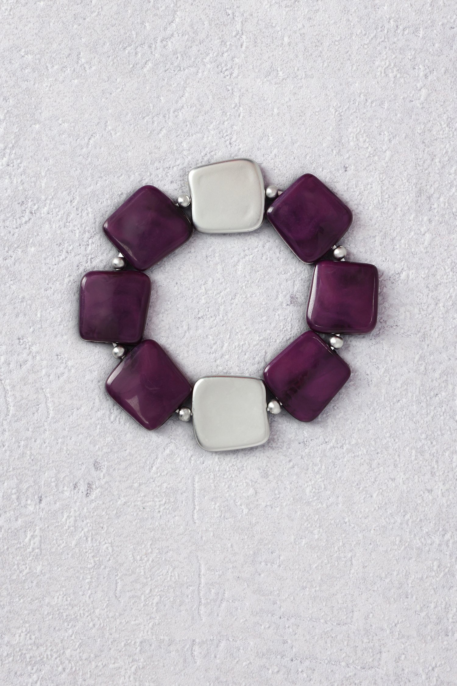 Le devant de Bracelet élastique avec perles violettes de Libelle pour Femmes