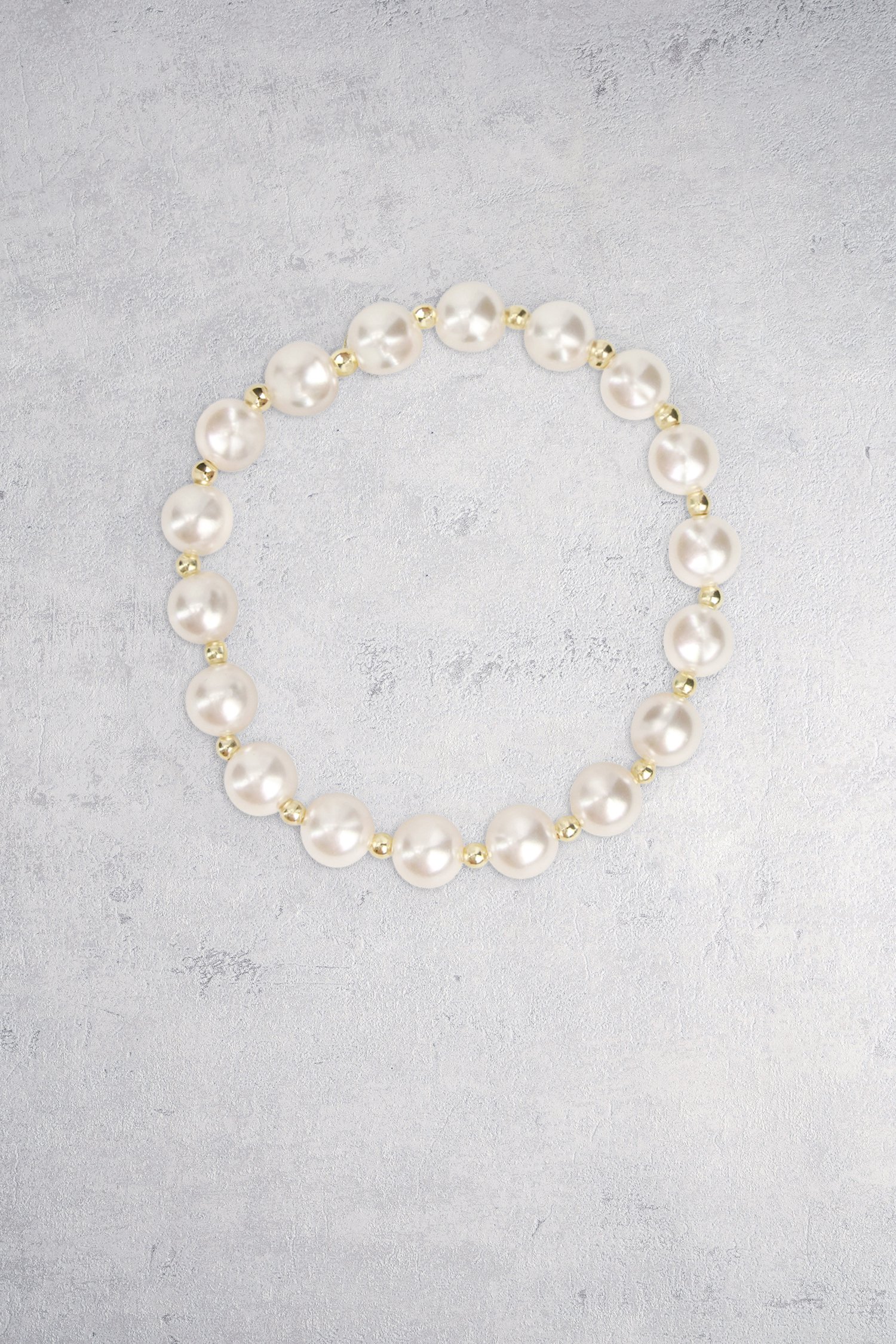 Le devant de Bracelet en perles et détails dorés  de Liberty Island pour Femmes