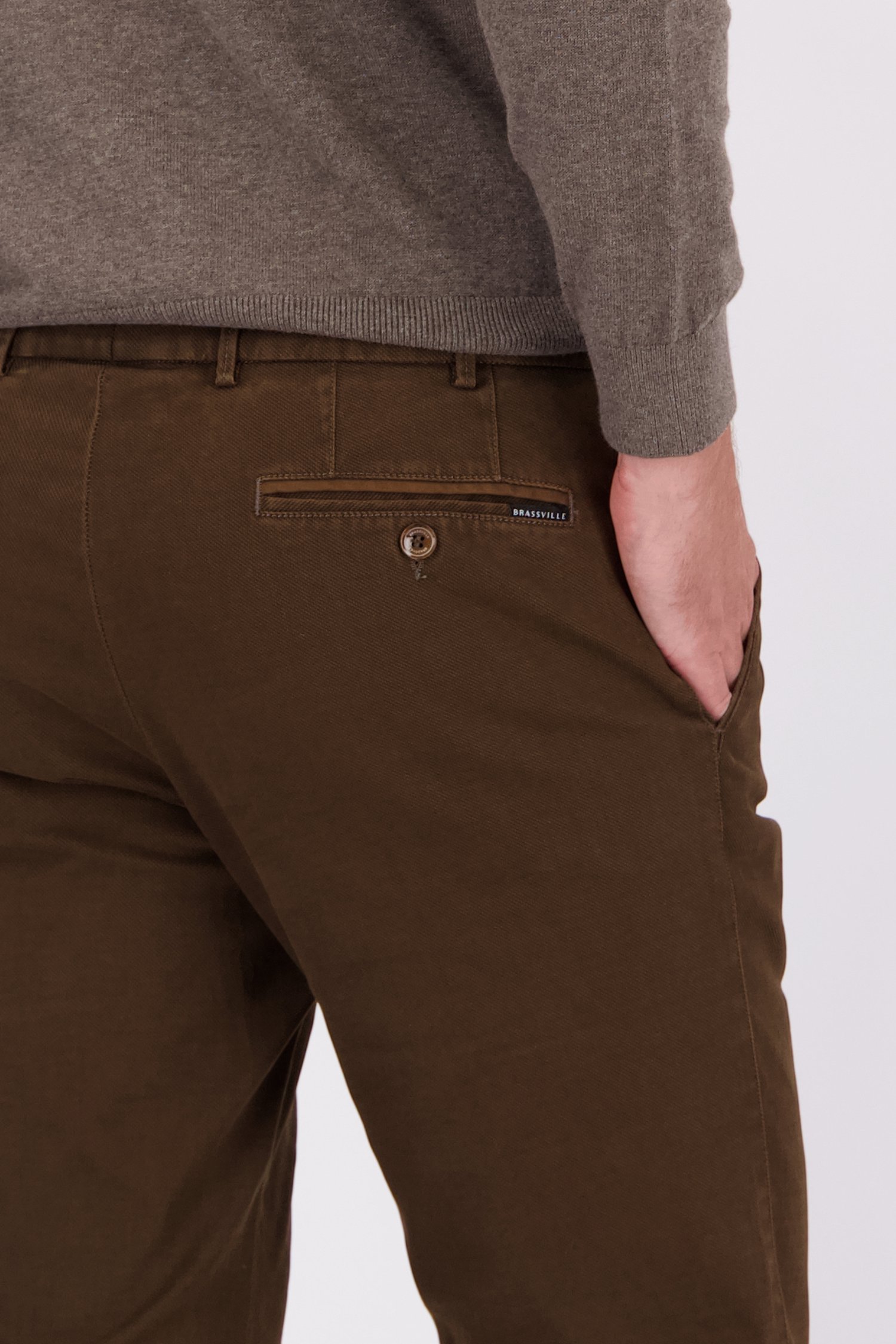 Detail van Bruine chino - Vancouver - Regular fit door Brassville voor Heren