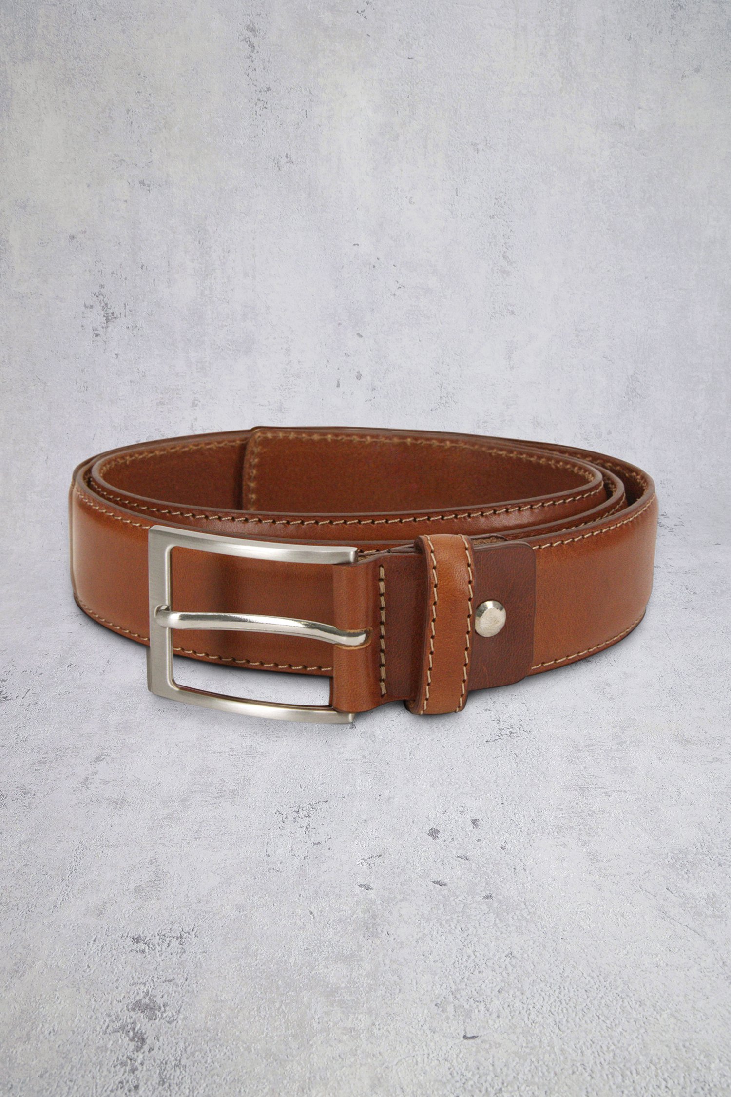 Pierre Cardin lederen riem heren 40 mm breed, herenriem volledig lederen riem zwart/bruin, bruin, Bundweite 135 cm Gesamtlänge 150 cm W 53 XXXXL Pierre Cardin lederen riem heren 40 mm breed, herenriem volledig lederen riem zwart/bruin, bruin, Bundweite 135 cm Gesamtlänge 150 cm W 53 XXXXL