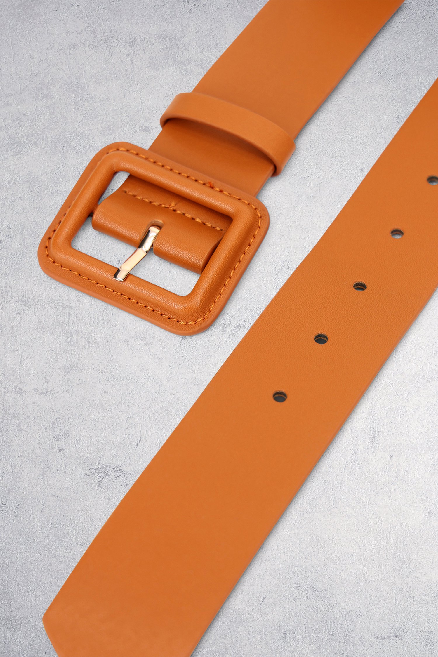 Le dos de Ceinture cognac à boucle carrée de Liberty Island pour Femmes