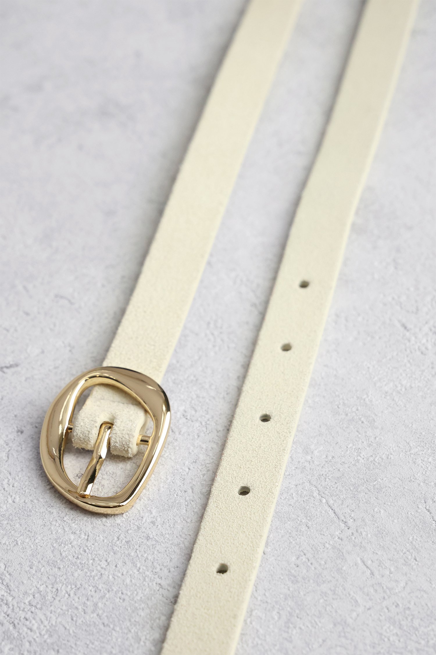 Ceinture fine écrue avec boucle dorée de D'Auvry pour Femmes