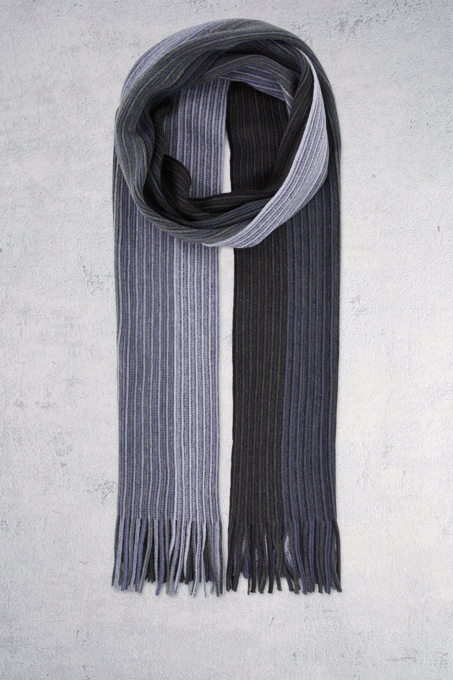 Le devant de Écharpe en tricot côtelé bleu et gris de Michaelis pour Hommes