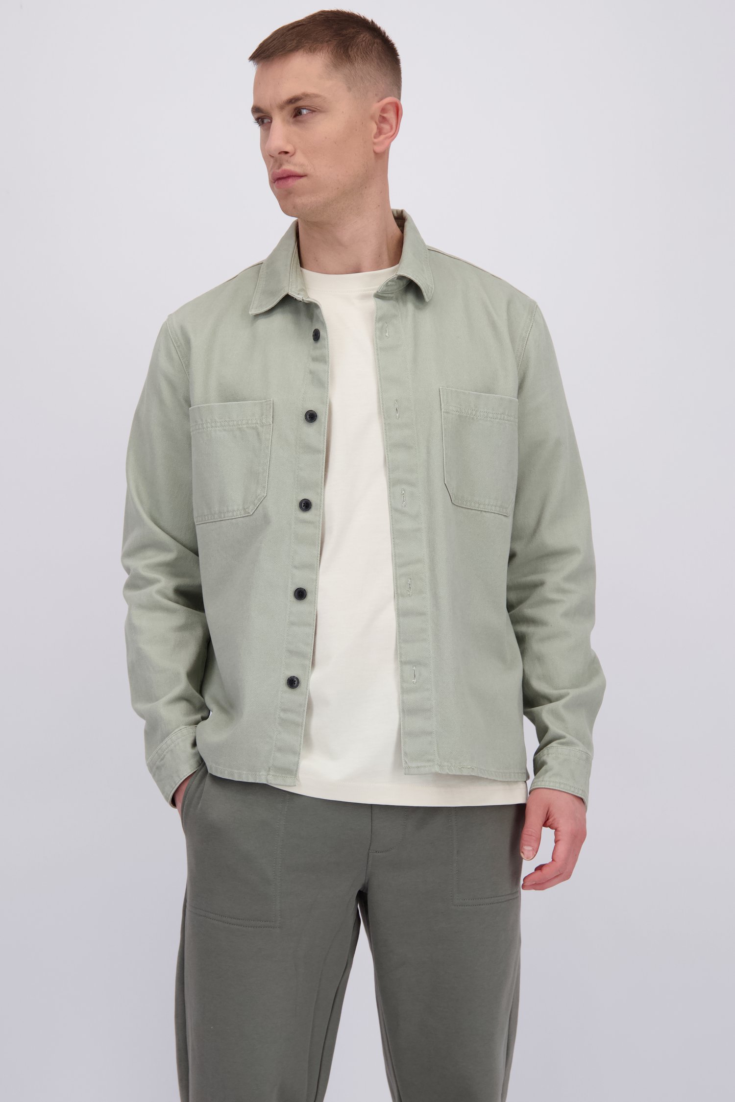 Le devant de Chemise kaki de Only & Sons pour Hommes