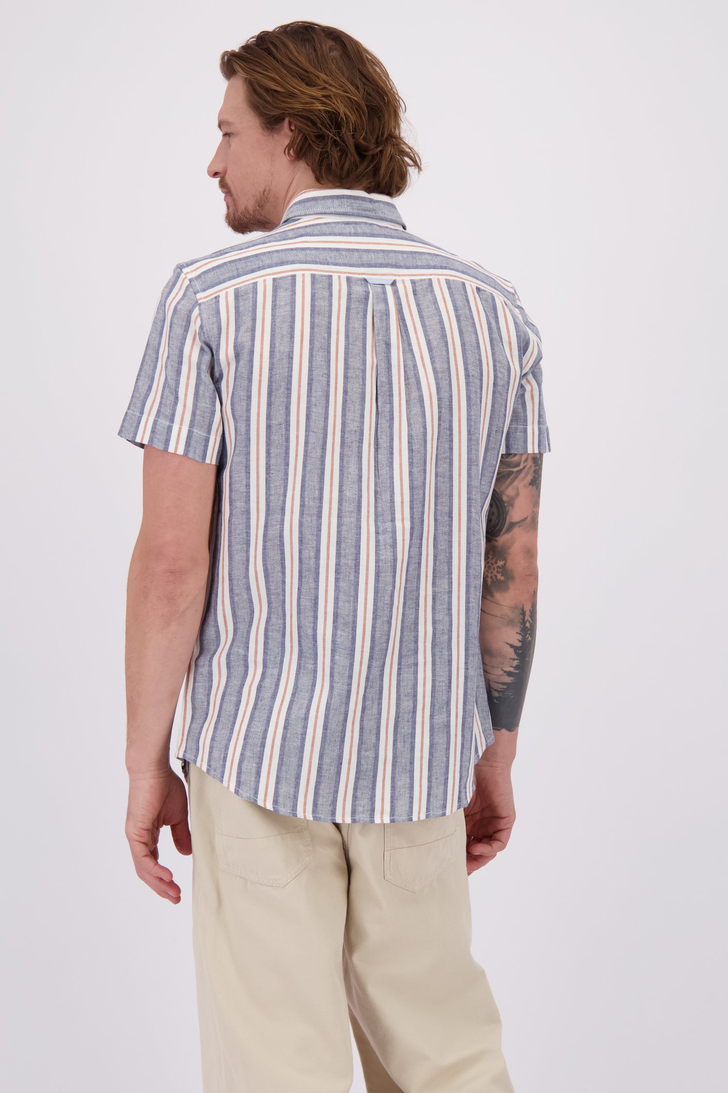 Le dos de Chemise rayée à manches courtes - Coupe regular de Ravøtt pour Hommes