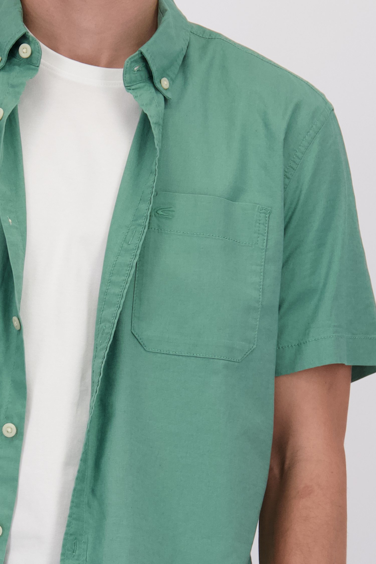 Détail de Chemise verte à manches courtes - Coupe regular de Camel active pour Hommes