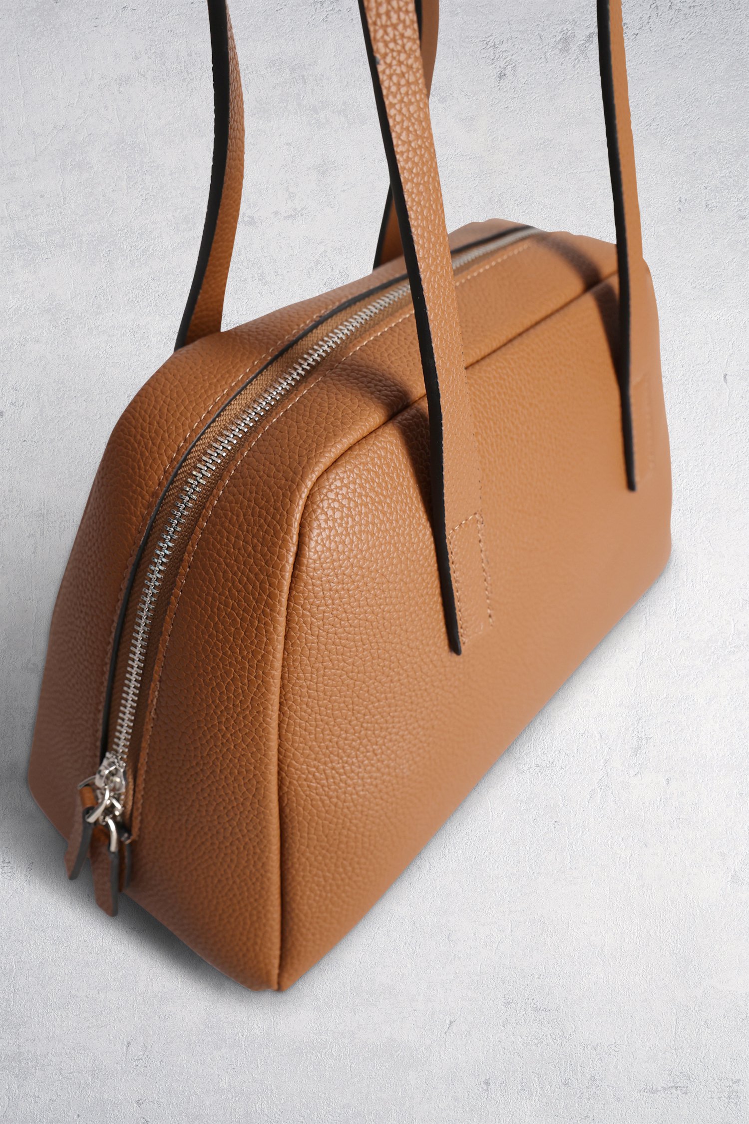 Productfoto 1 van Cognacbruine handtas door Liberty Island voor Dames