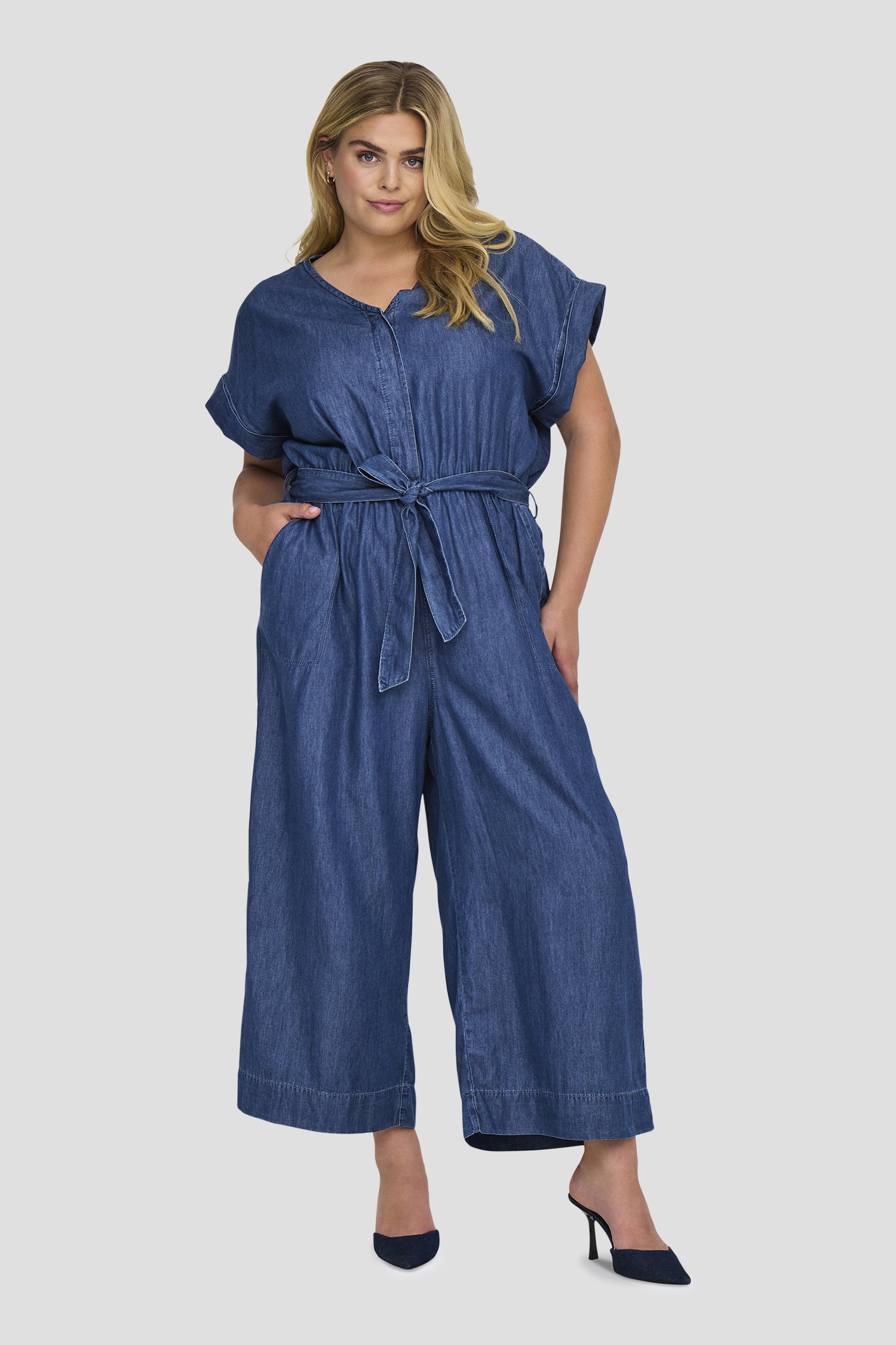 Combinaison en look jean de Only Carmakoma pour Femmes
