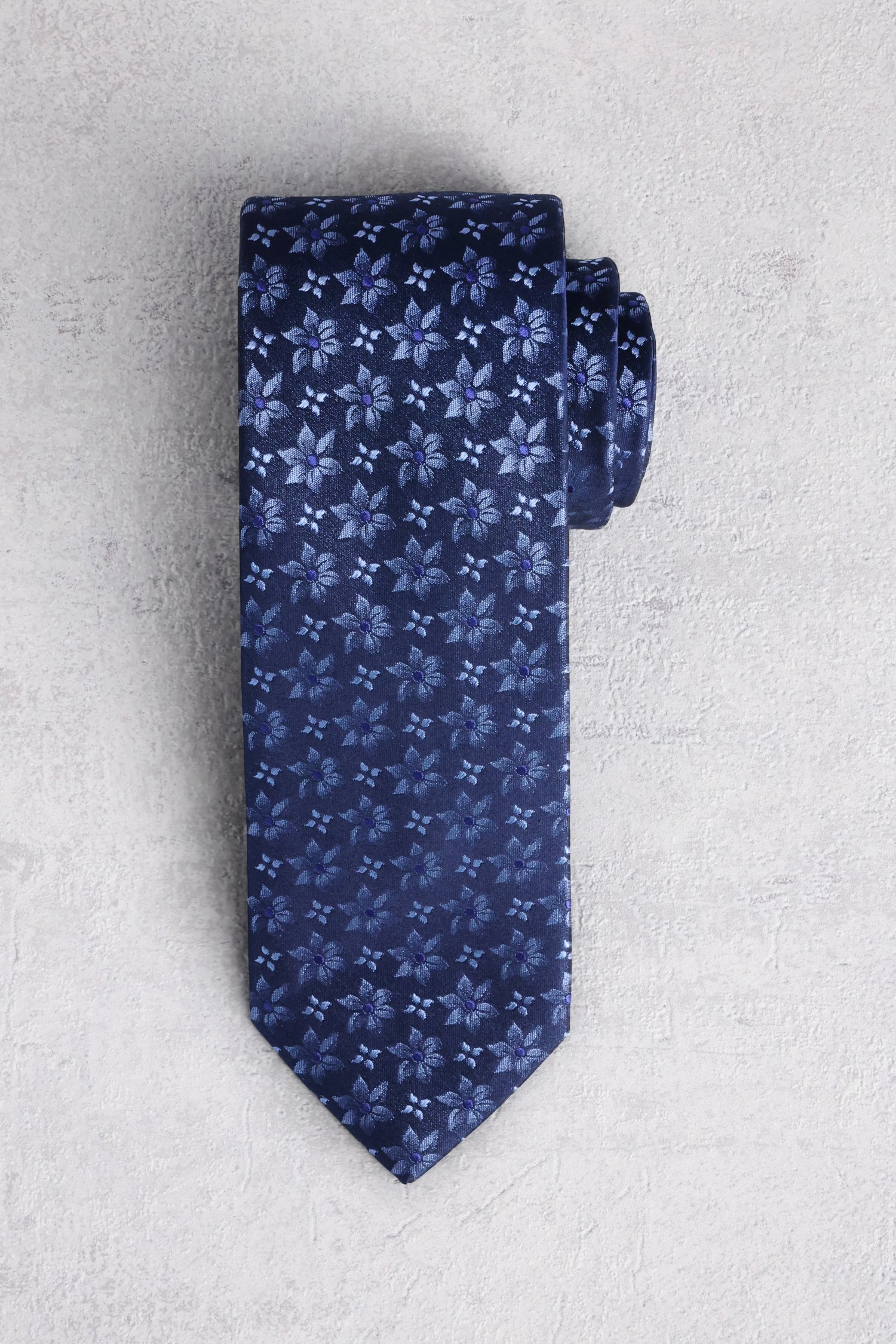 Cravate bleu foncé avec motif floral de Liberty Island pour Hommes