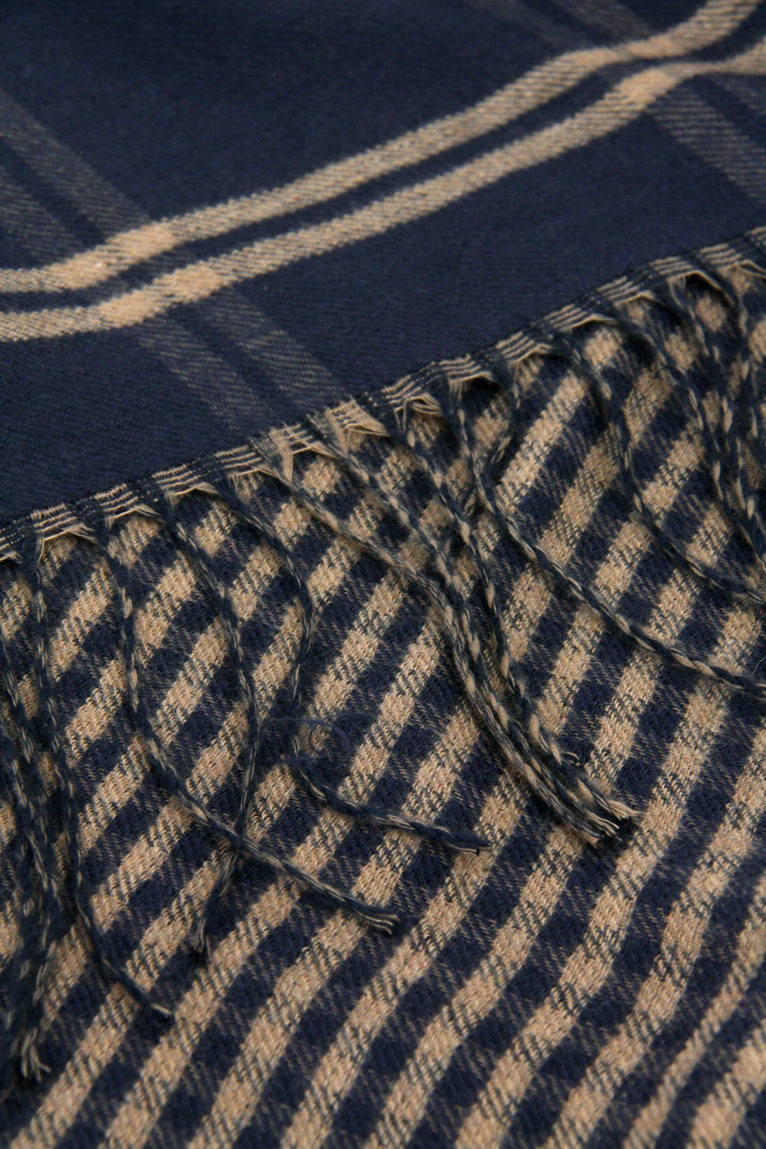 Donkerblauw/beige geruite cape van Opus voor Dames