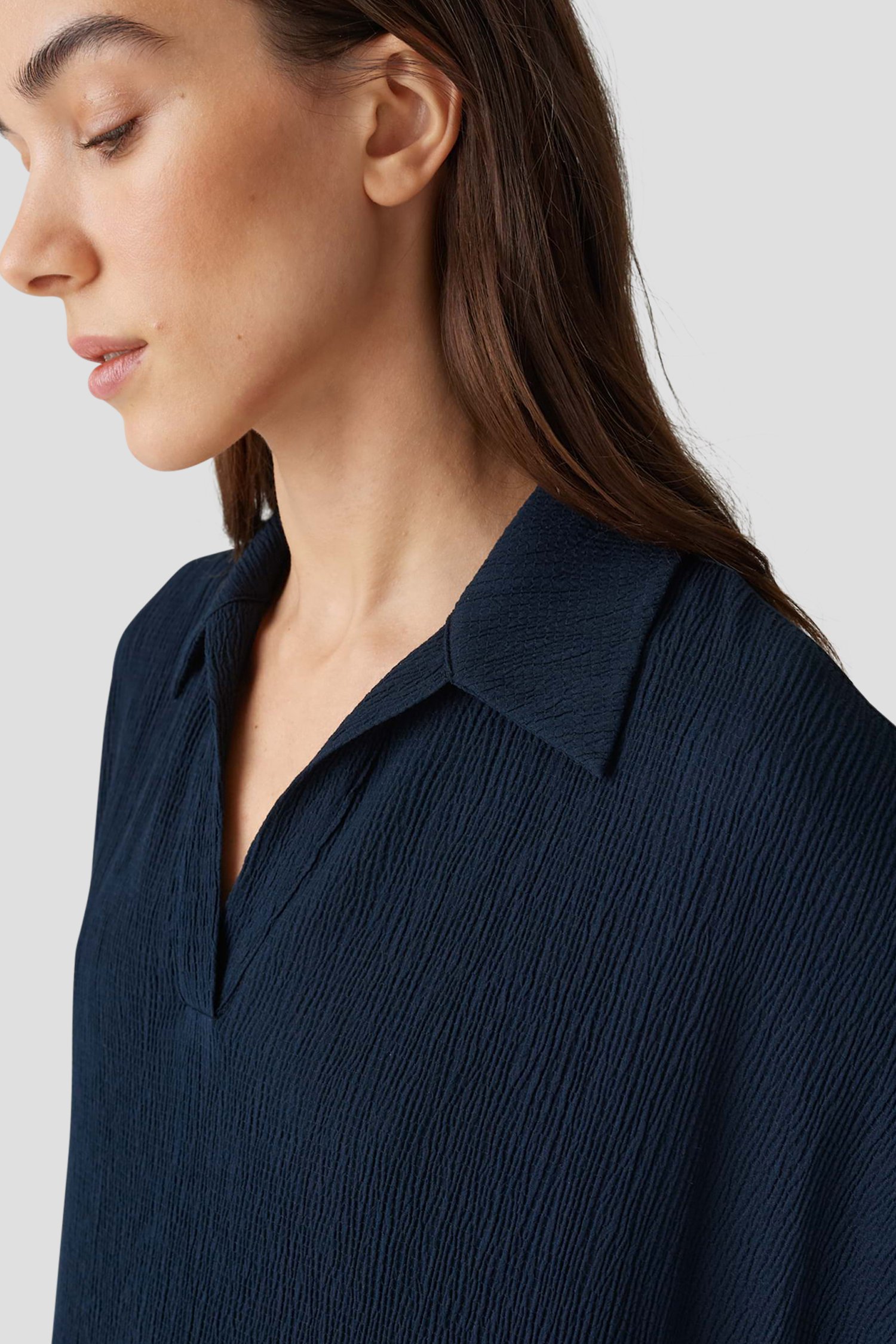 Donkerblauw midi kleedje met gewafelde structuur van Opus voor Dames