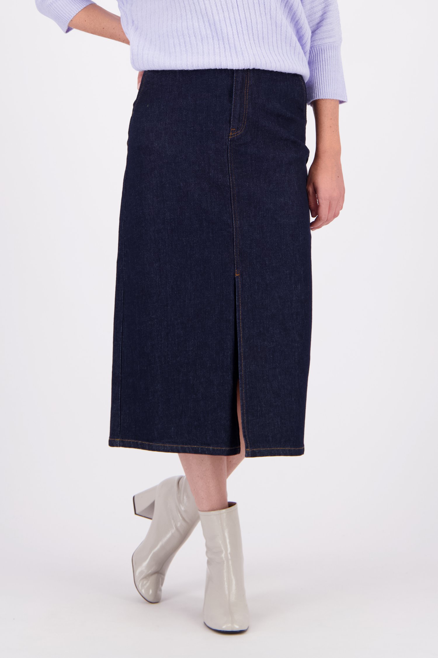 Voorkant van Donkerblauwe jeansrok door Libelle voor Dames