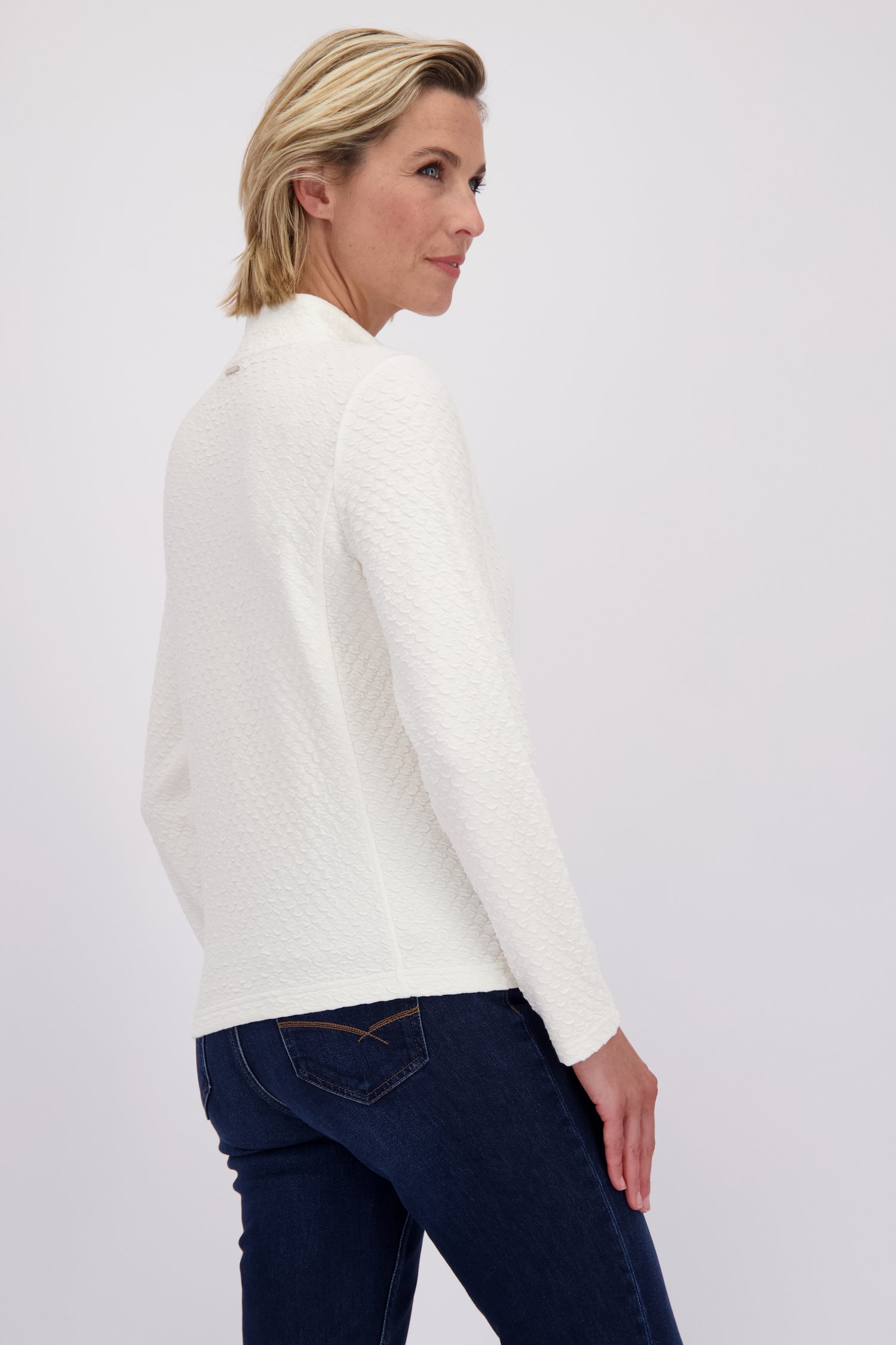 Achterkant van Ecru cardigan met rits  door Claude Arielle voor Dames