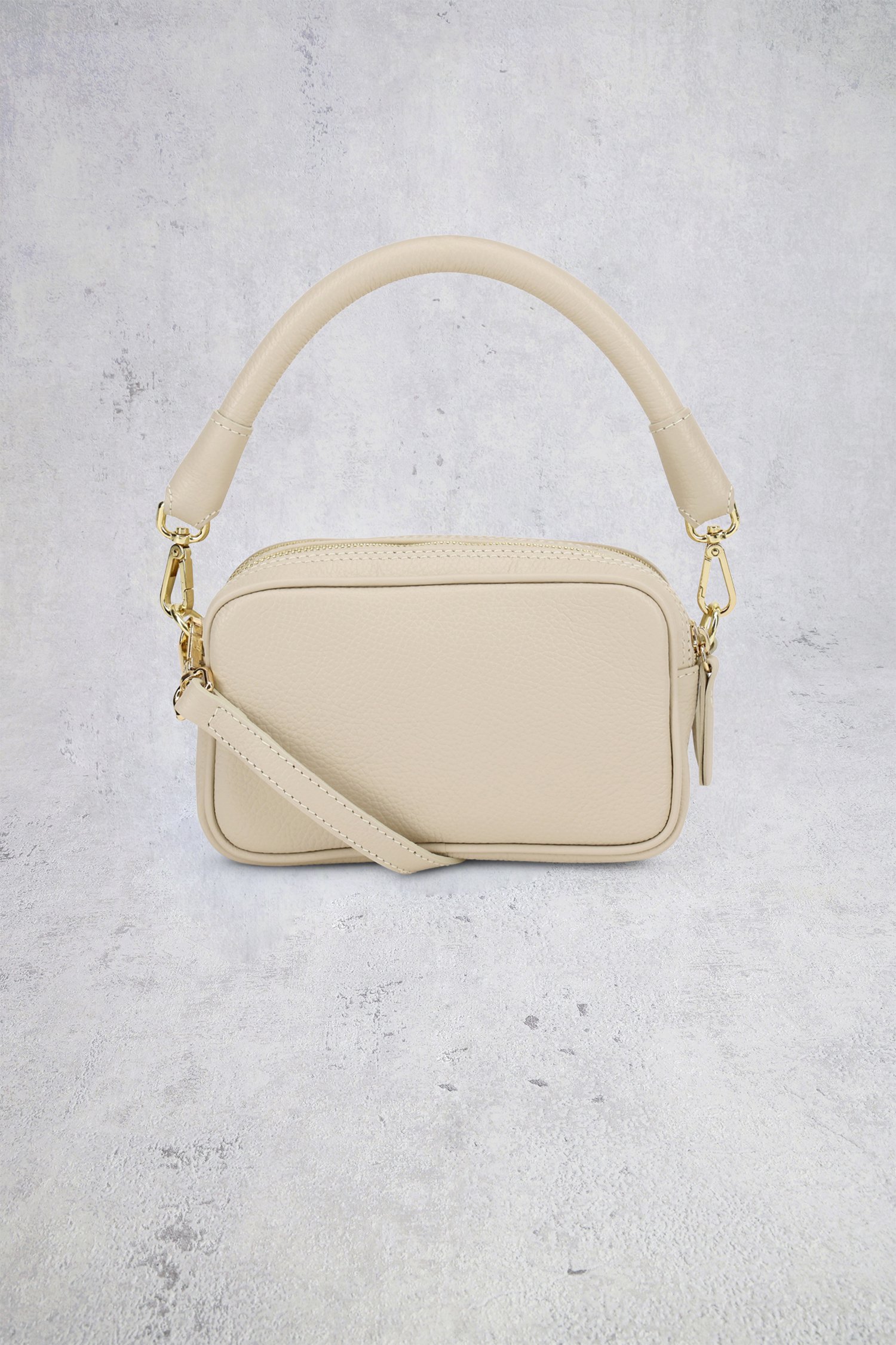 Detail van Ecru lederen schoudertasje door D'Auvry voor Dames