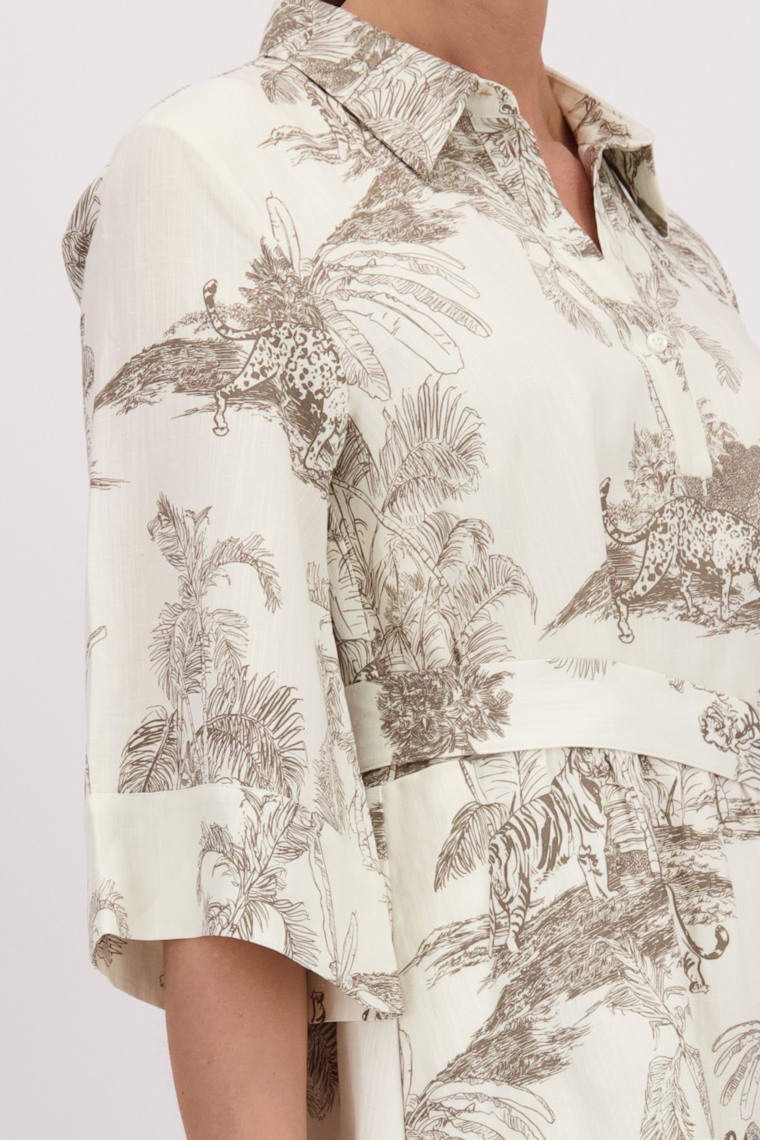 Ecru midi kleedje met kaki jungleprint van More & More voor Dames