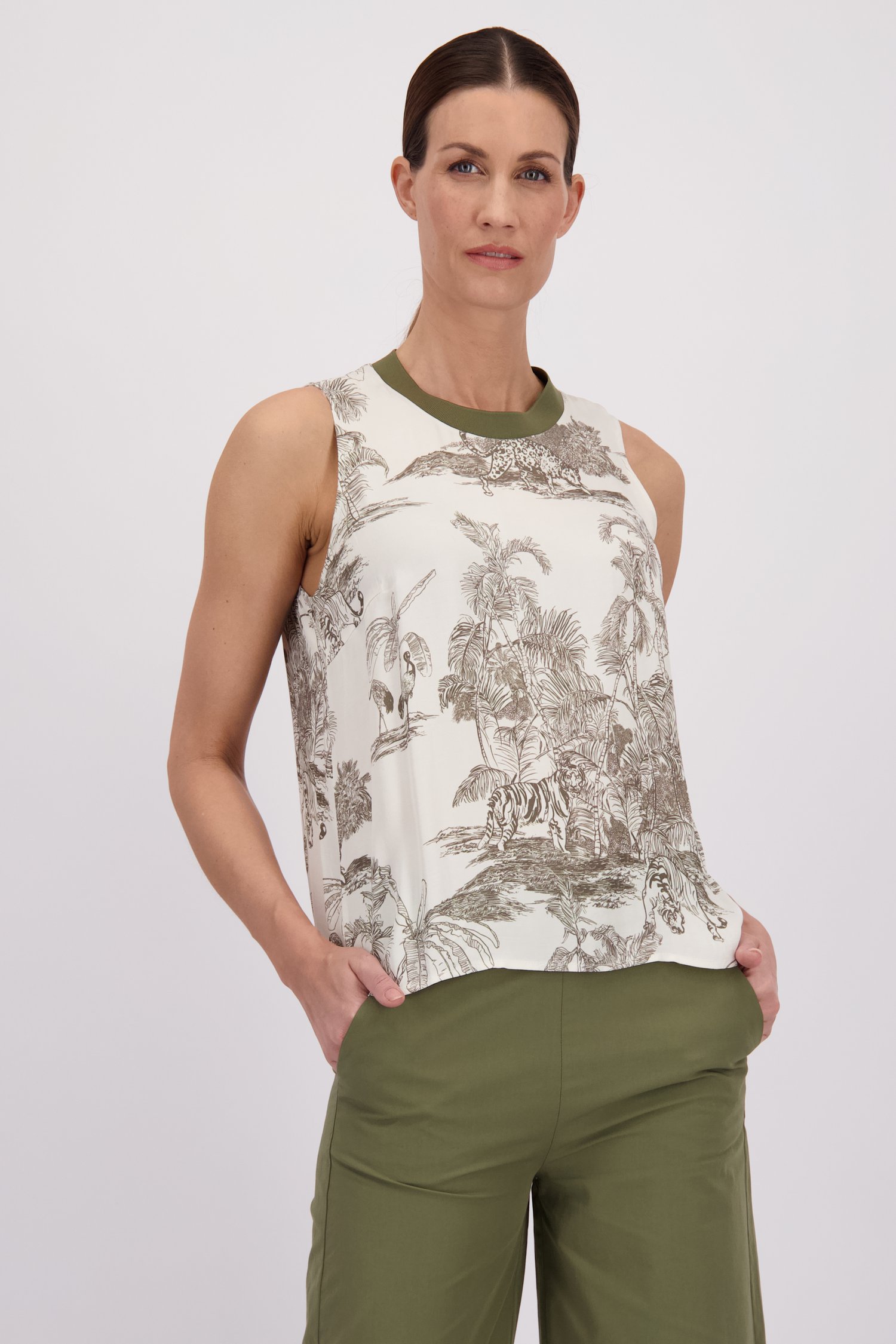 Ecru top met kaki jungleprint van More & More voor Dames