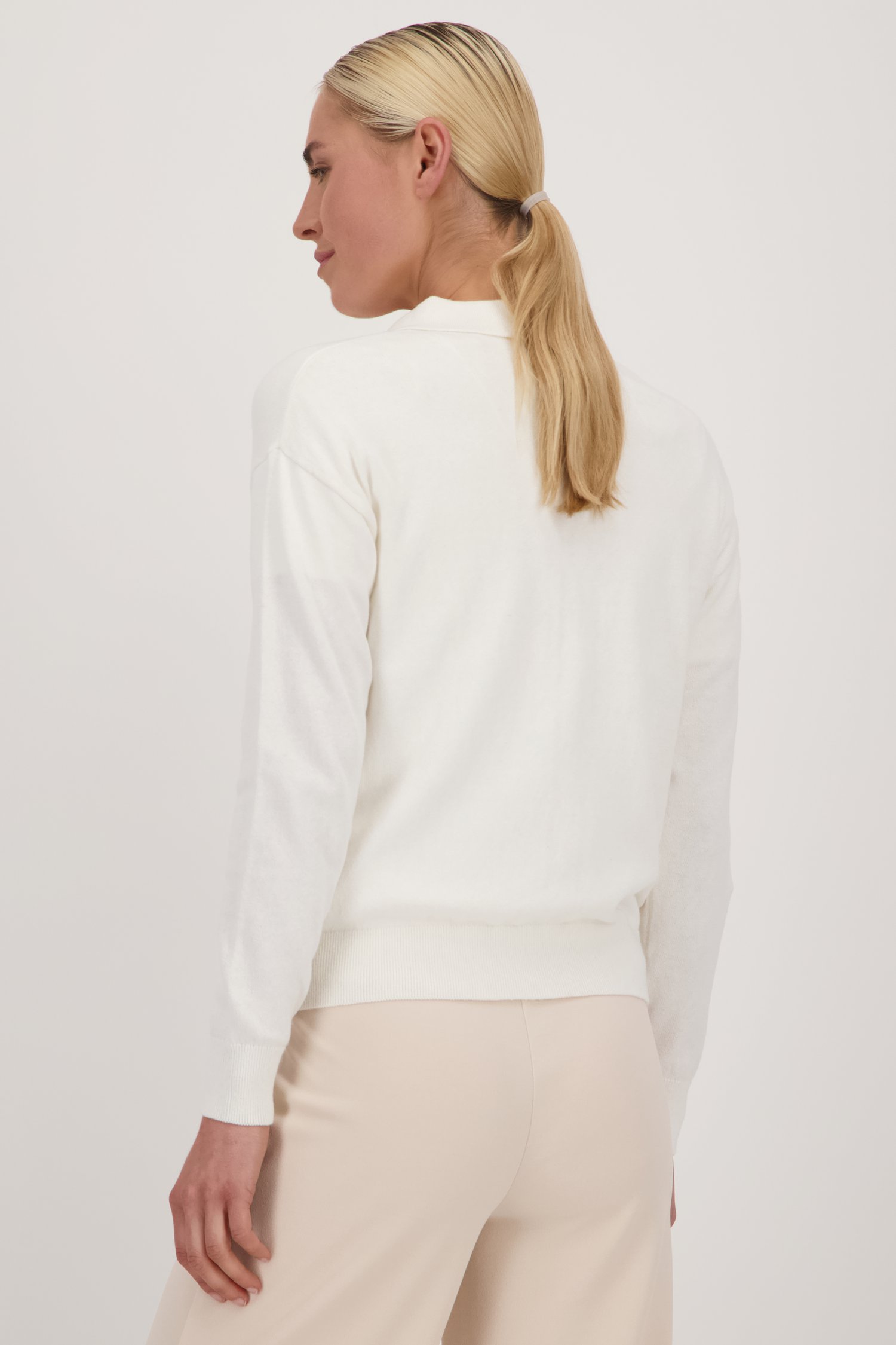 Achterkant van Fijngebreide ecru cardigan  door Liberty Island voor Dames