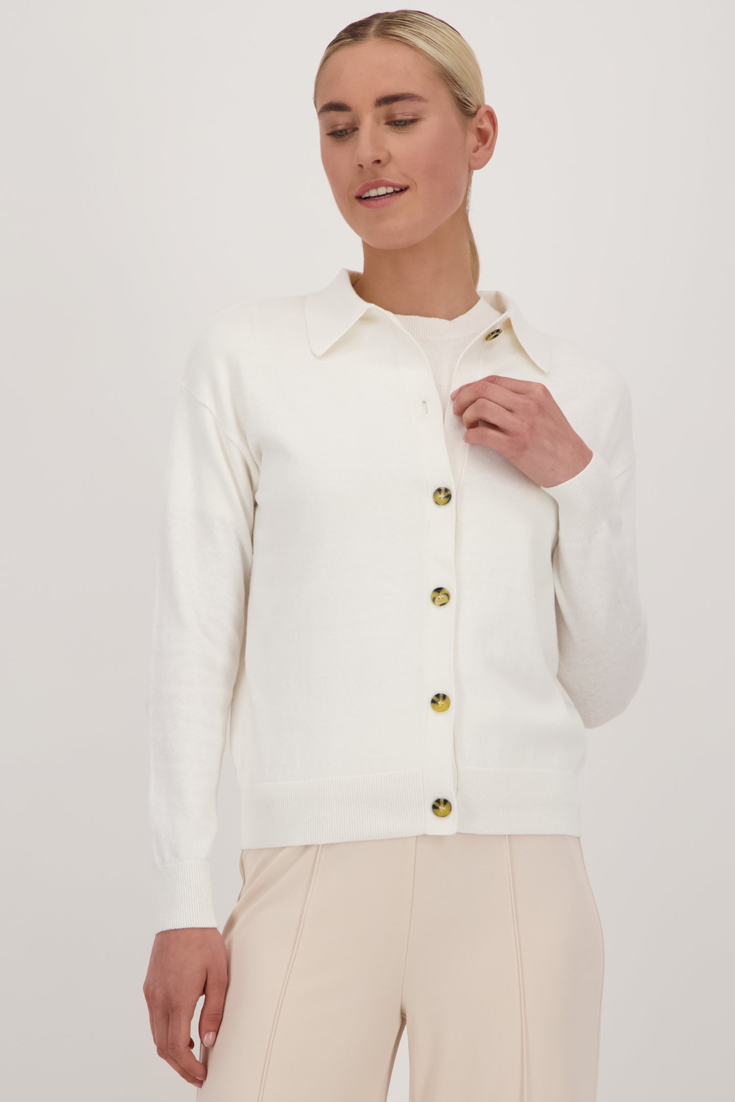 Voorkant van Fijngebreide ecru cardigan  door Liberty Island voor Dames