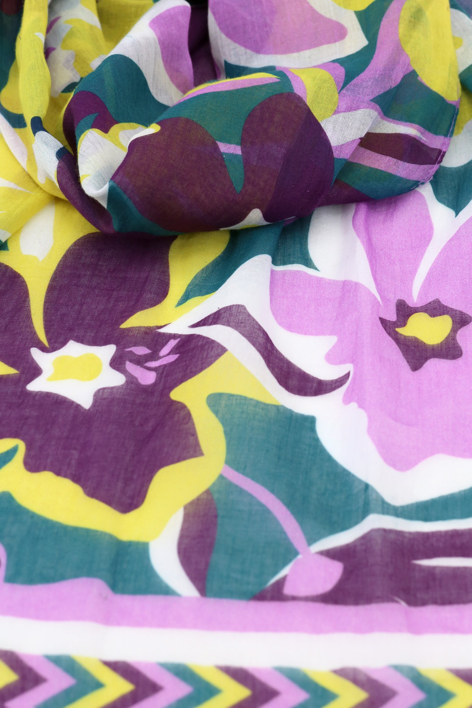 Foulard à imprimé floral coloré de Libelle pour Femmes