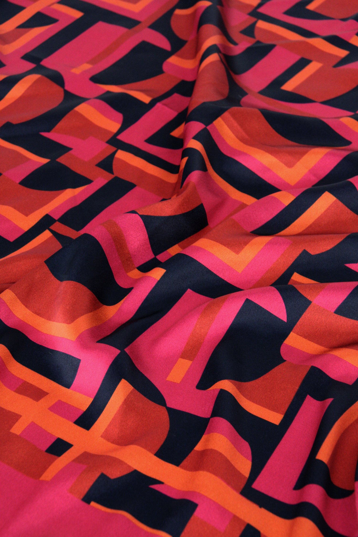 Foulard fin rose avec imprimé orange-bleu de Liberty Island pour Femmes