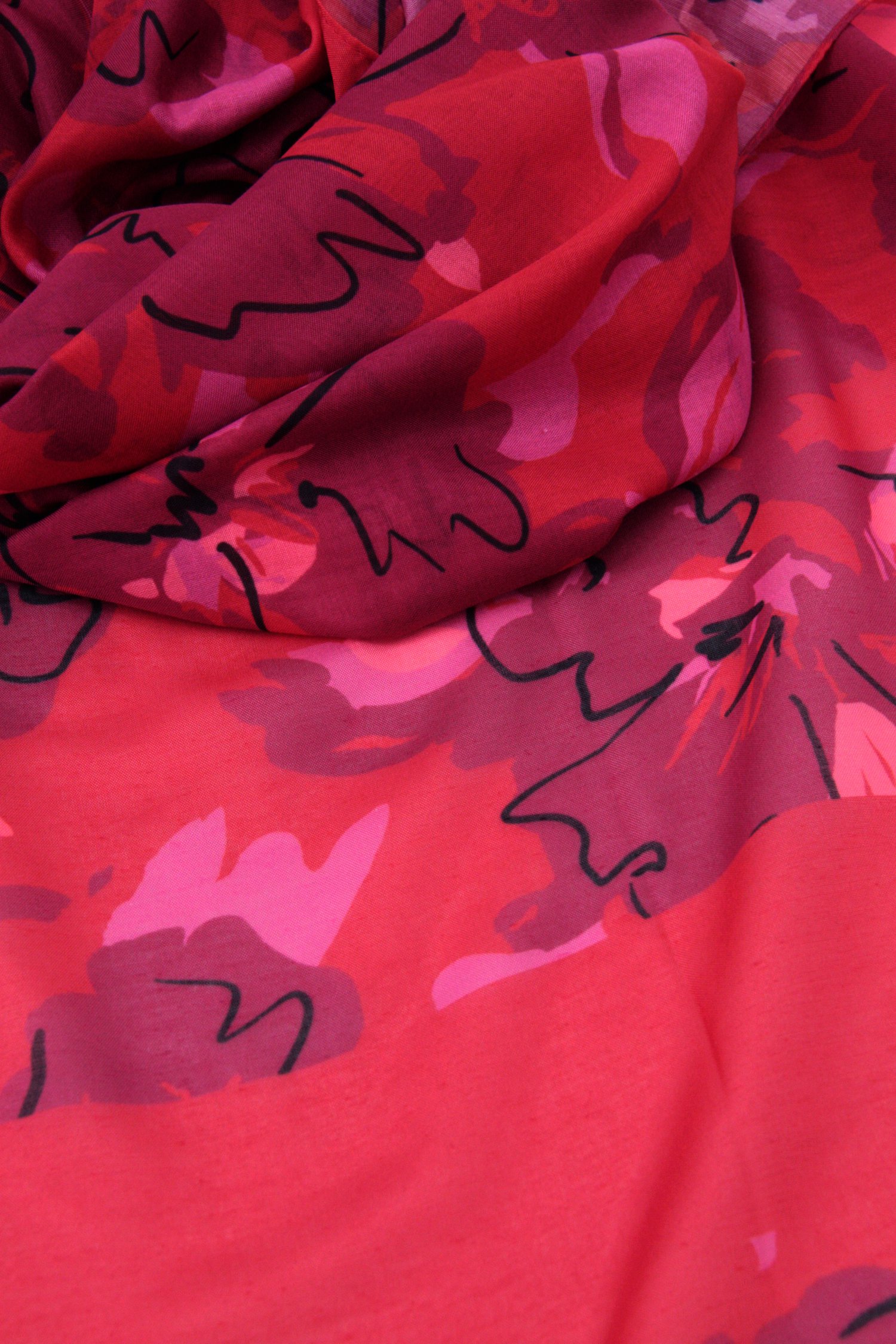 Foulard fin rose-rouge  de More & More pour Femmes