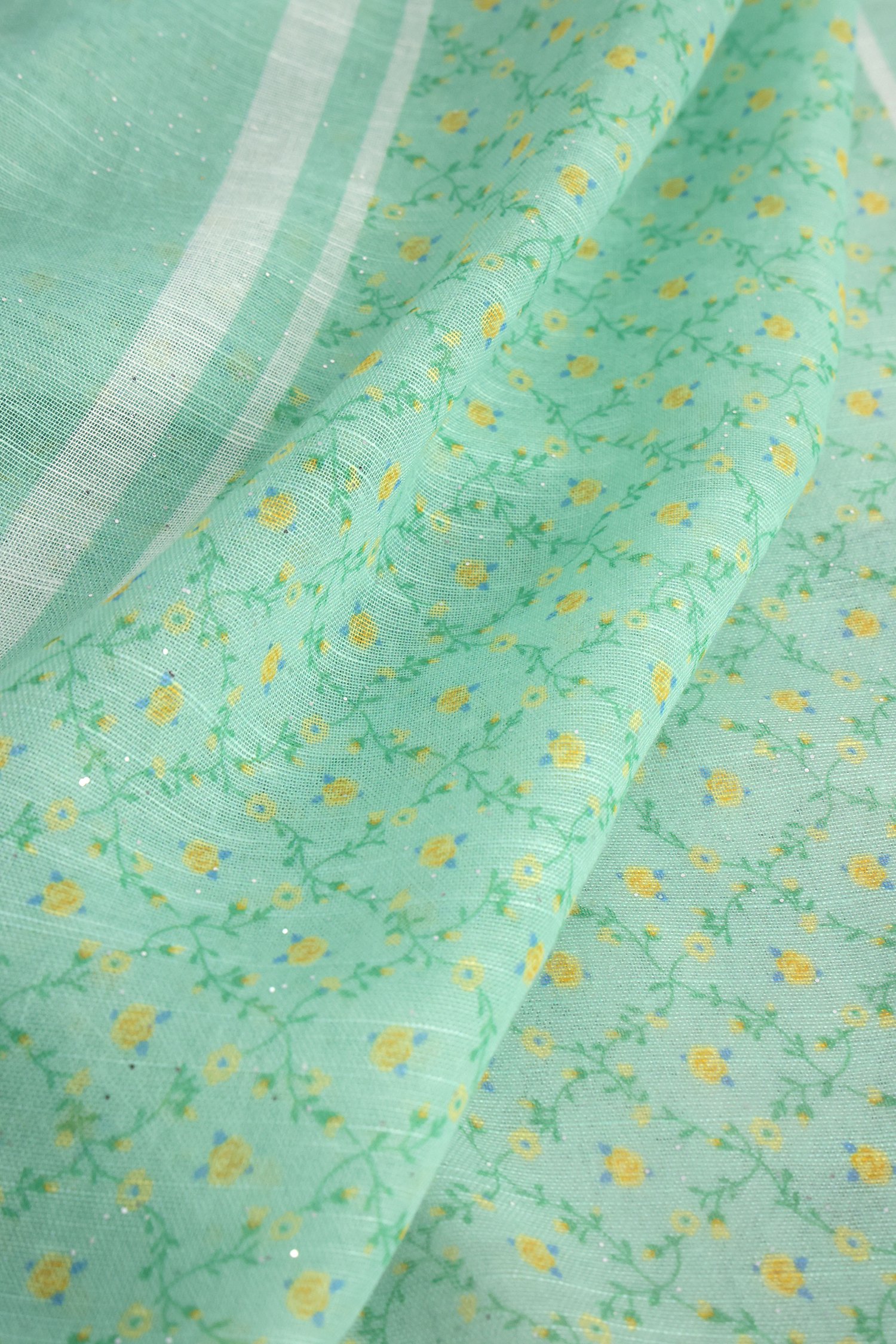 Photo produit 1 de Foulard vert menthe à motif floral de Liberty Island pour Femmes