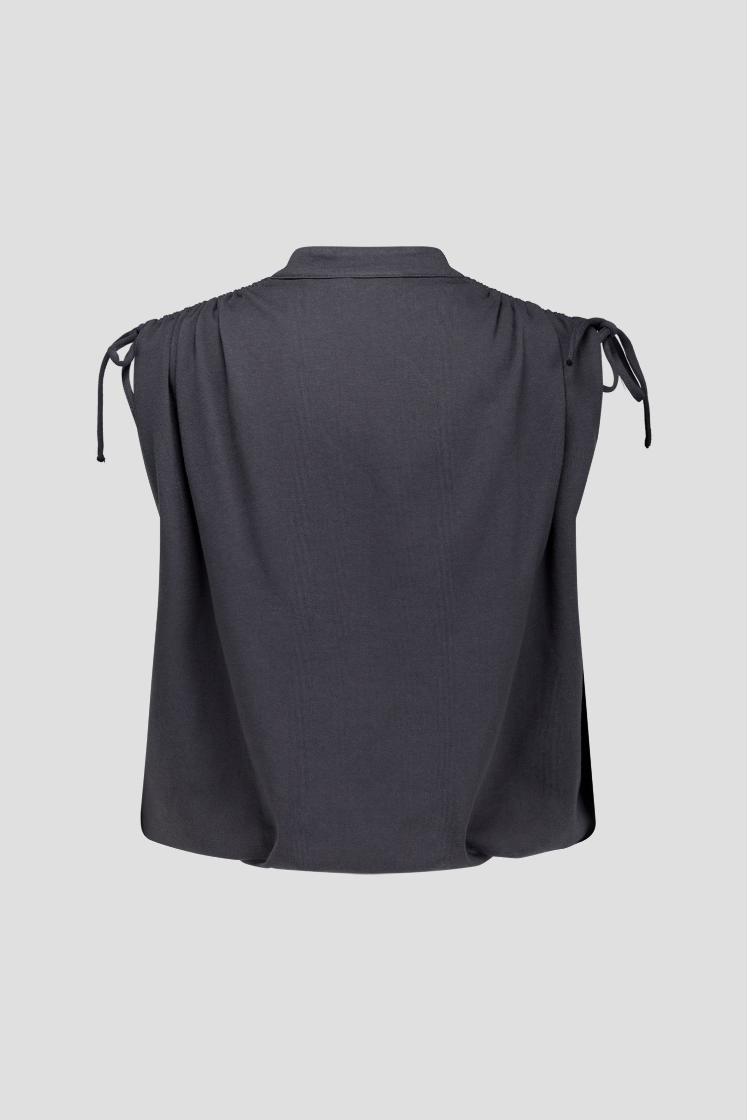 Productfoto 2 van Grijs mouwloos vestje met ballonzoom  door Louise voor Dames